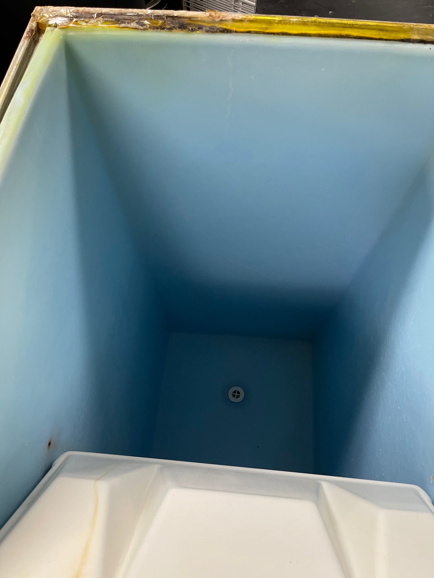 Used Hoshizaki B-300PF 22" Ice Storage Bin with Galvanized Steel Finish 300lb