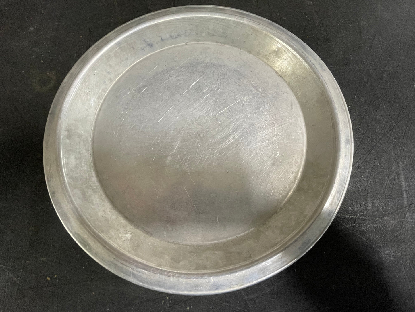 Used American Metalcraft 1187 Aluminum Pie Pan Standard Baking Dish 9"