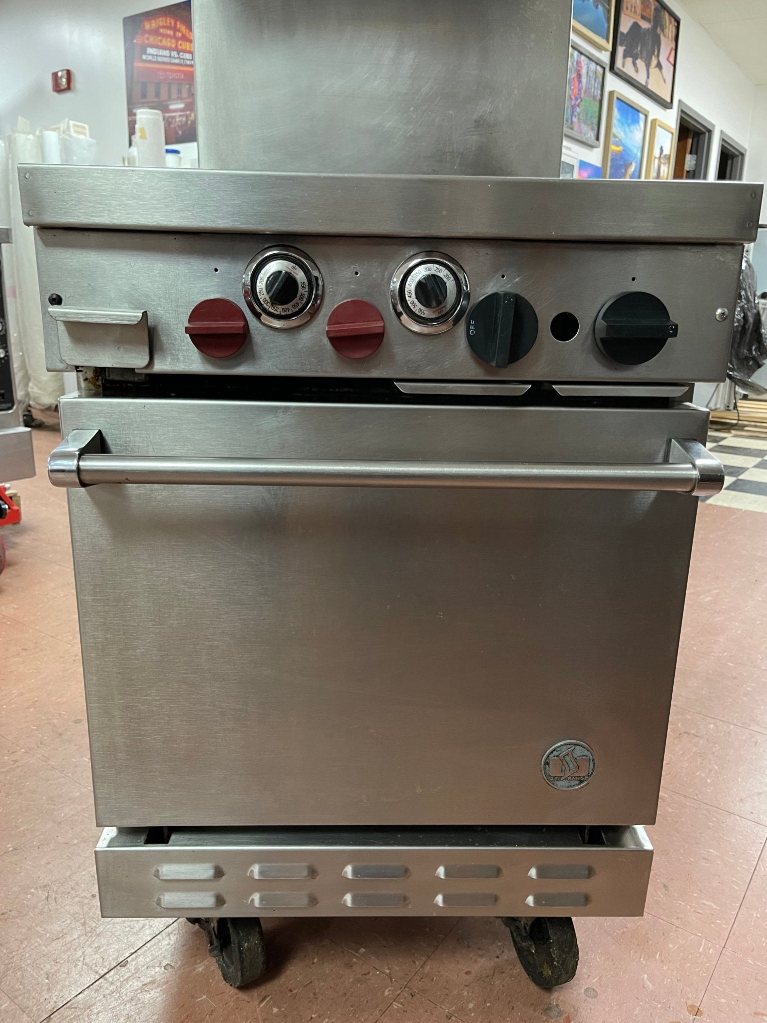 Used U.S. Range Natural Gas 2 Burner 24" Range with 12" Flat Top Griddle and Oven - Falcon Restaurant Supply - 3