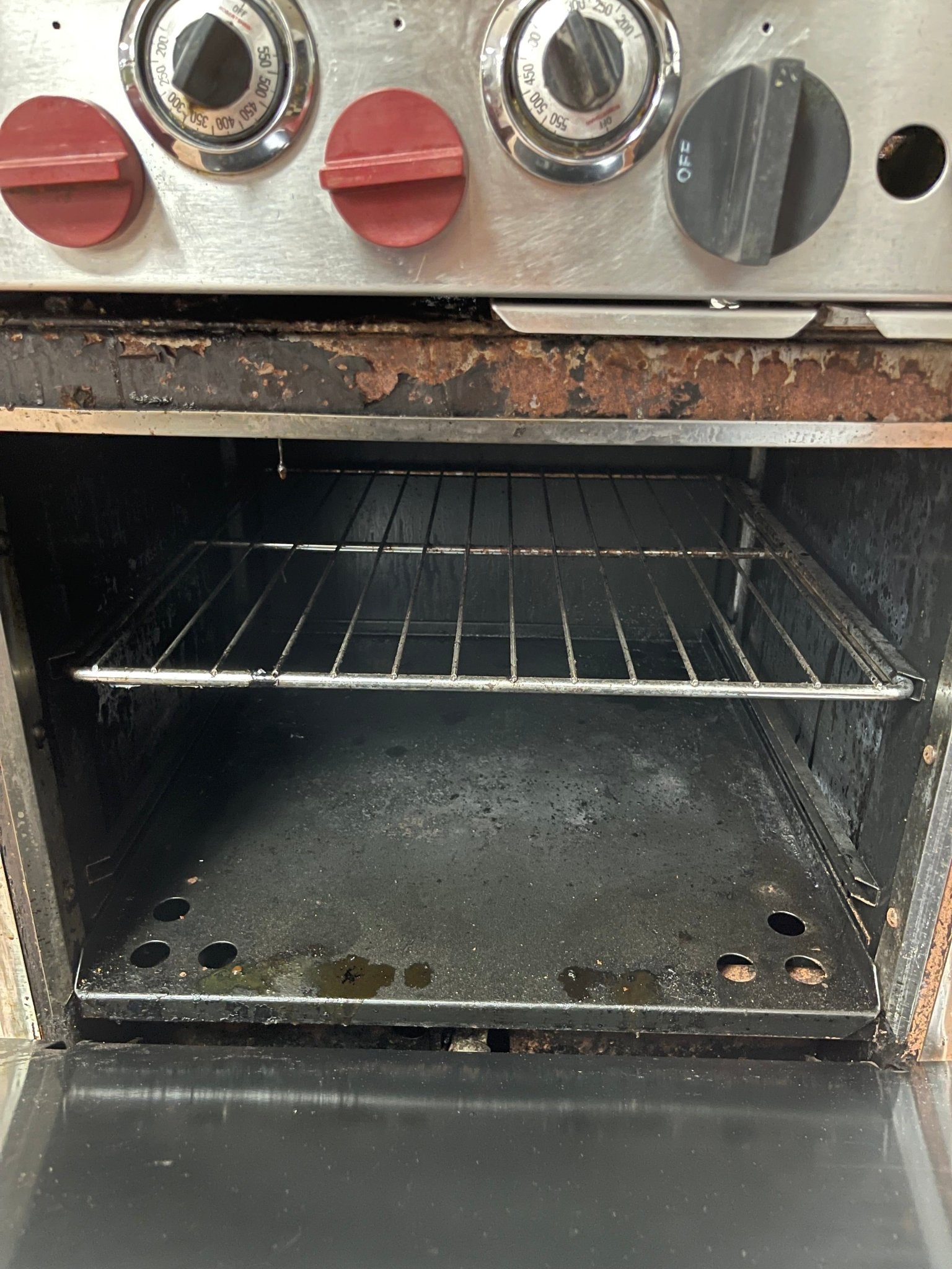 Used U.S. Range Natural Gas 2 Burner 24" Range with 12" Flat Top Griddle and Oven - Falcon Restaurant Supply - 5