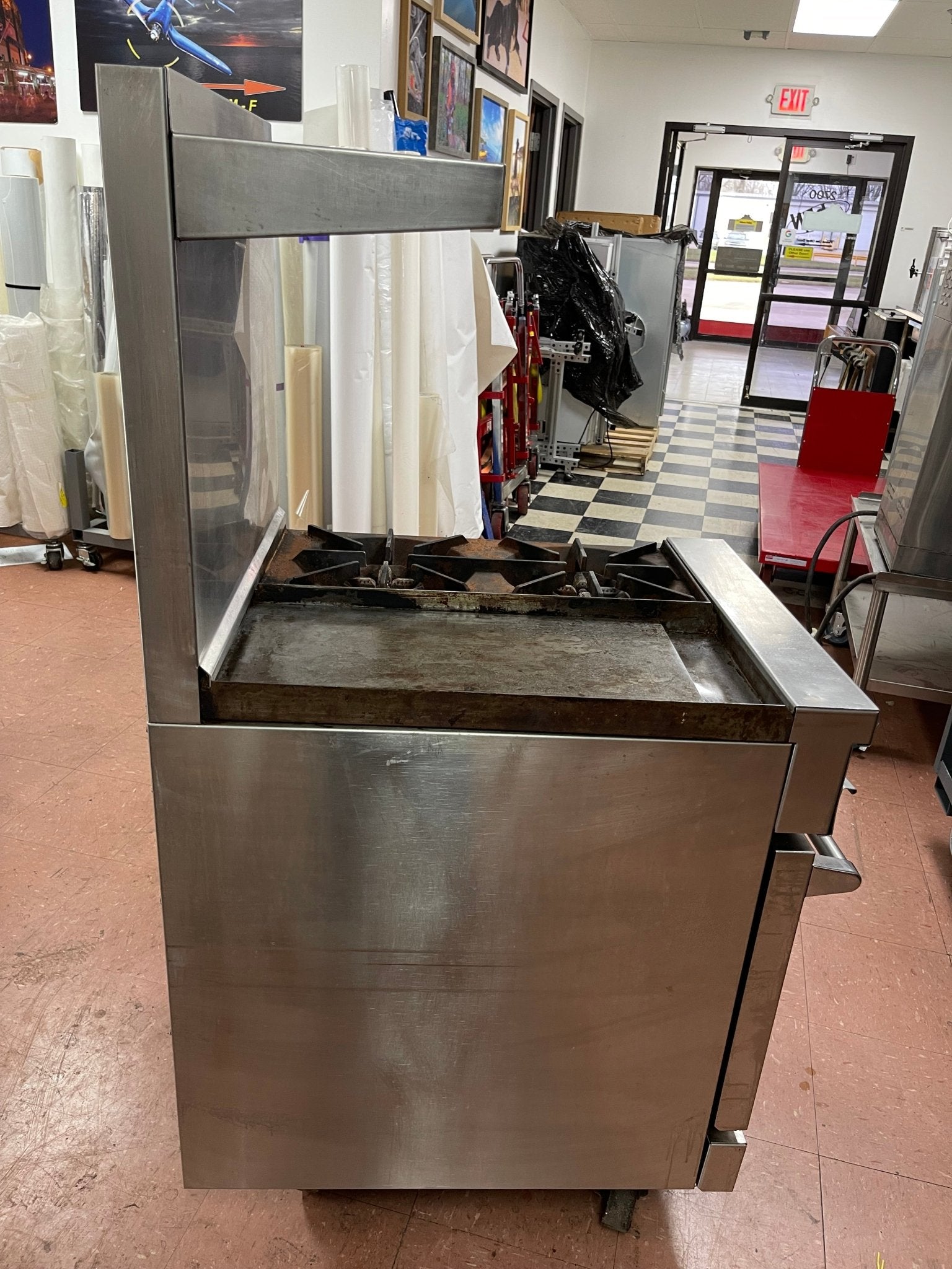 Used U.S. Range Natural Gas 2 Burner 24" Range with 12" Flat Top Griddle and Oven - Falcon Restaurant Supply - 7