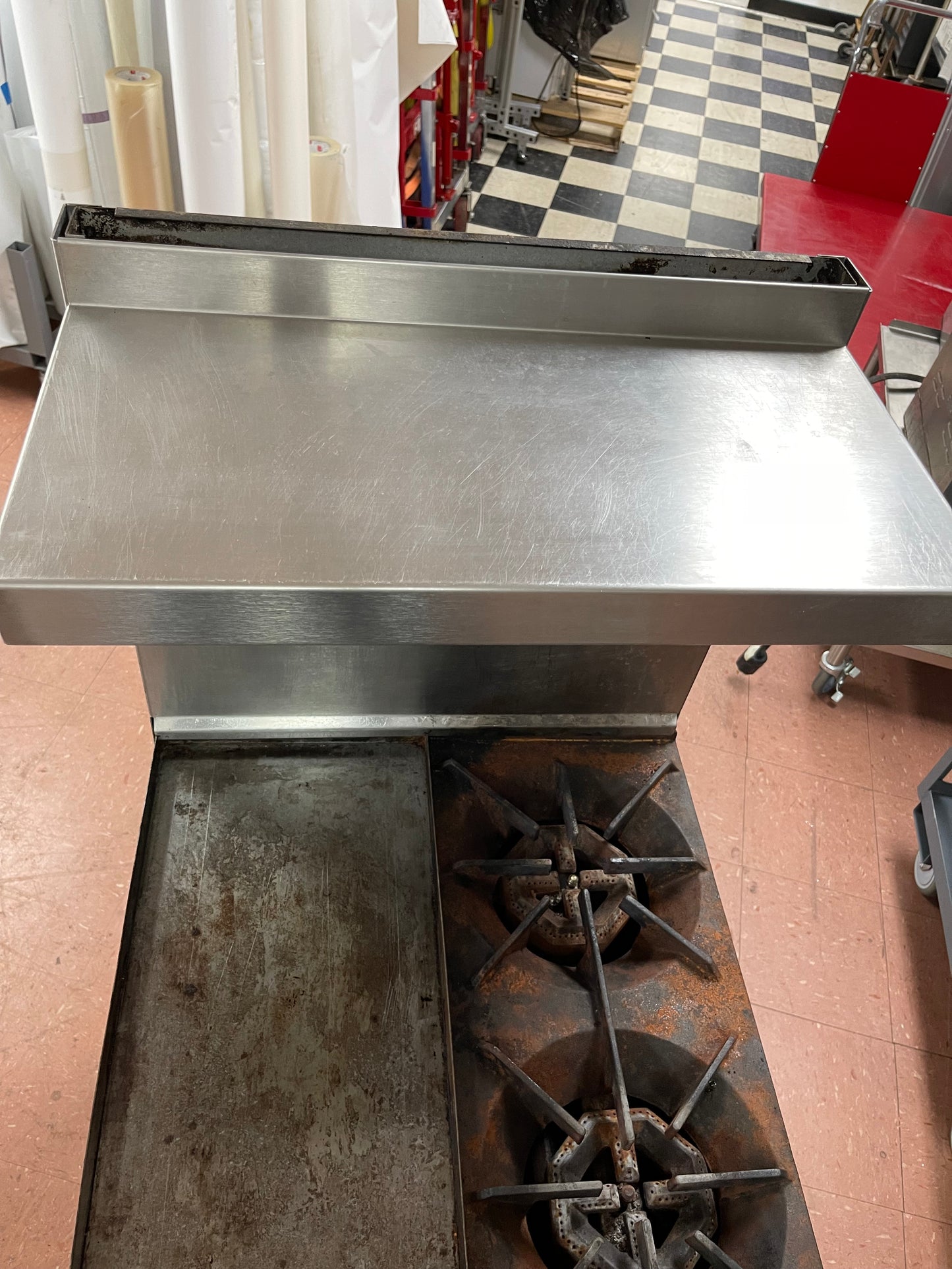 Used U.S. Range Natural Gas 2 Burner 24" Range with 12" Flat Top Griddle and Oven