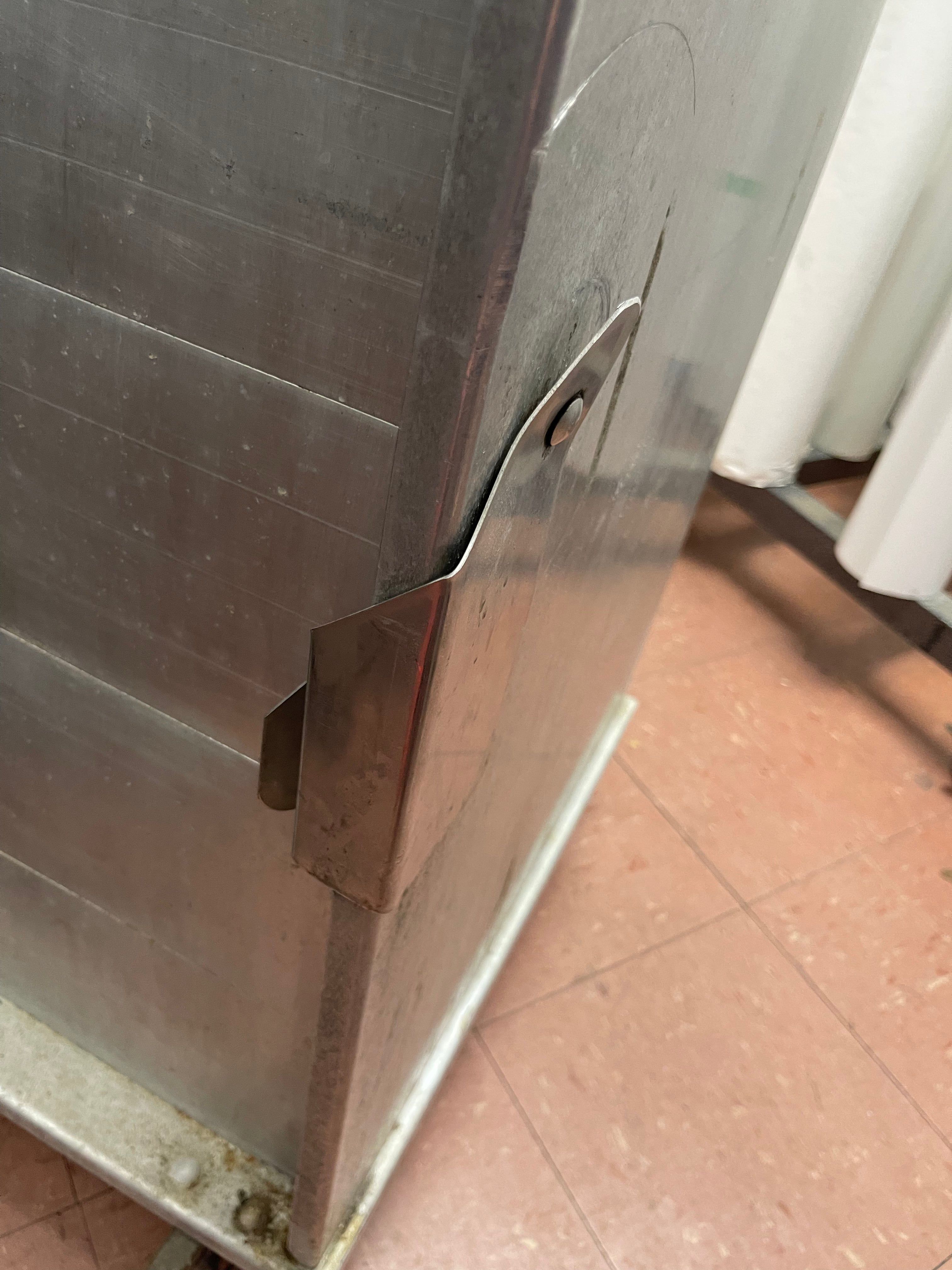 Used Lockwood Uninsulated 20 Rack Mobile Holding Cabinet Non Heated - SS295