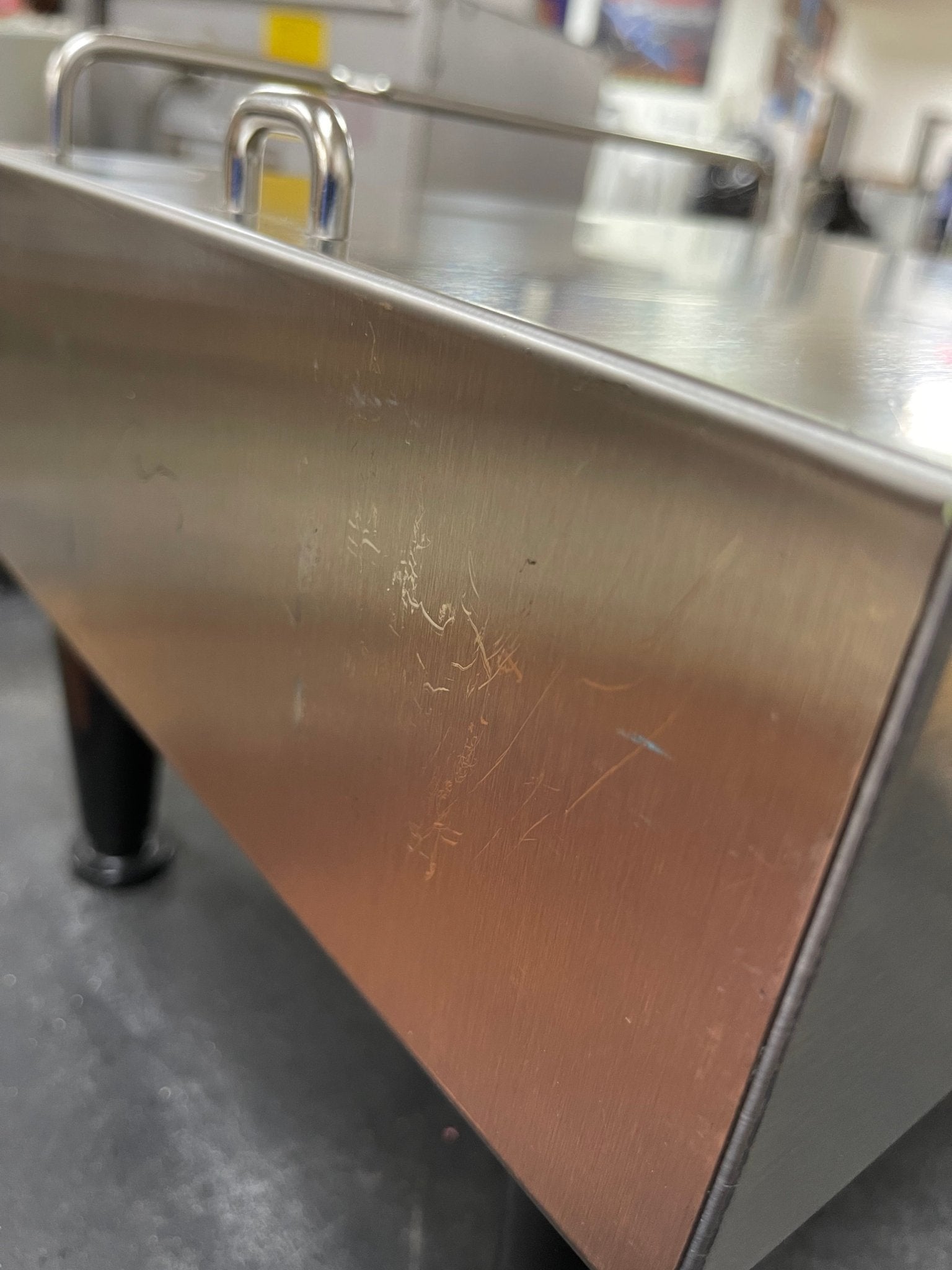 Used Bunn LP Commercial Iced Tea Dispenser Stand Bunn 37675.0001 - Falcon Restaurant Supply - 7