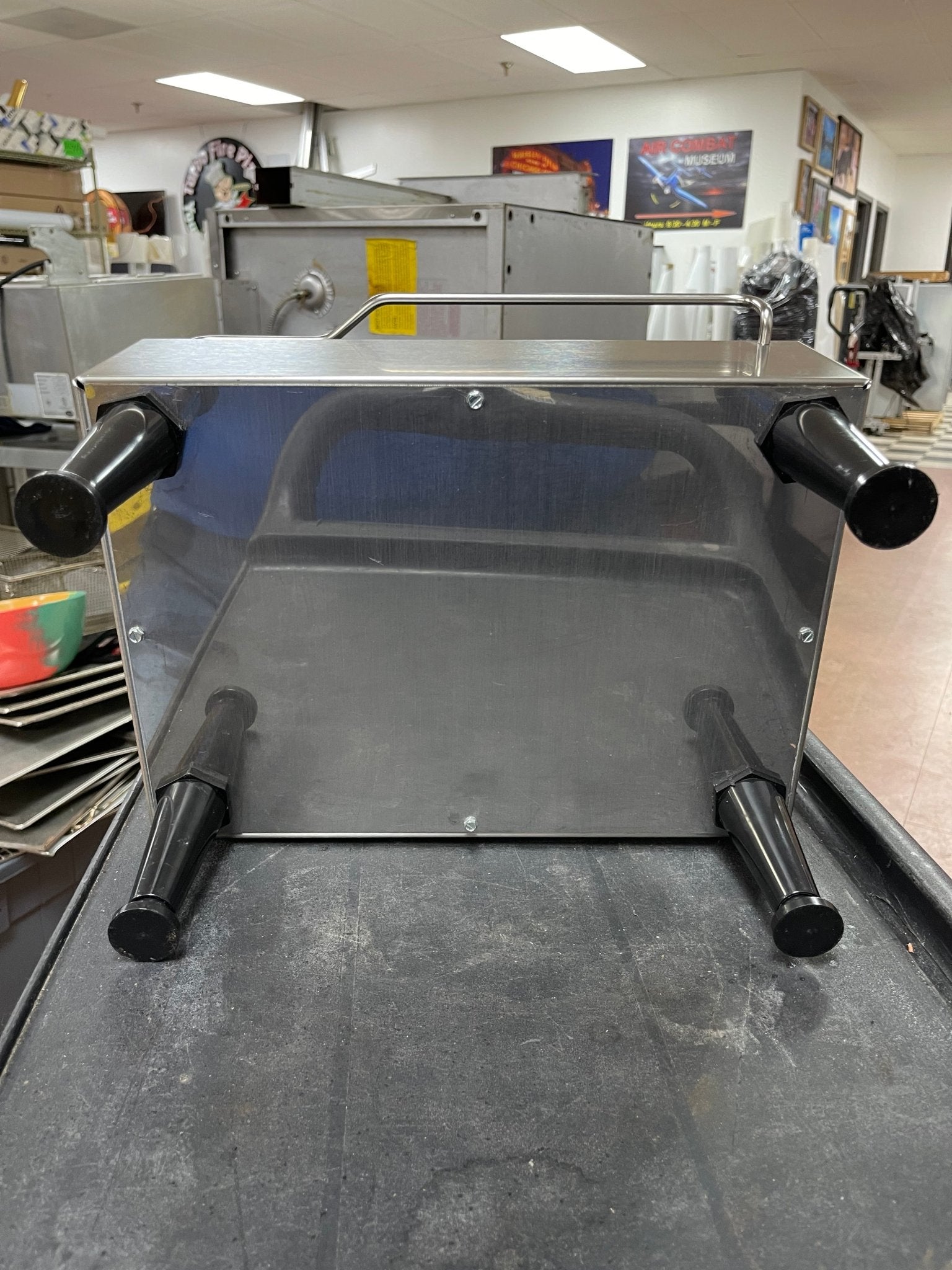 Used Bunn LP Commercial Iced Tea Dispenser Stand Bunn 37675.0001 - Falcon Restaurant Supply - 8