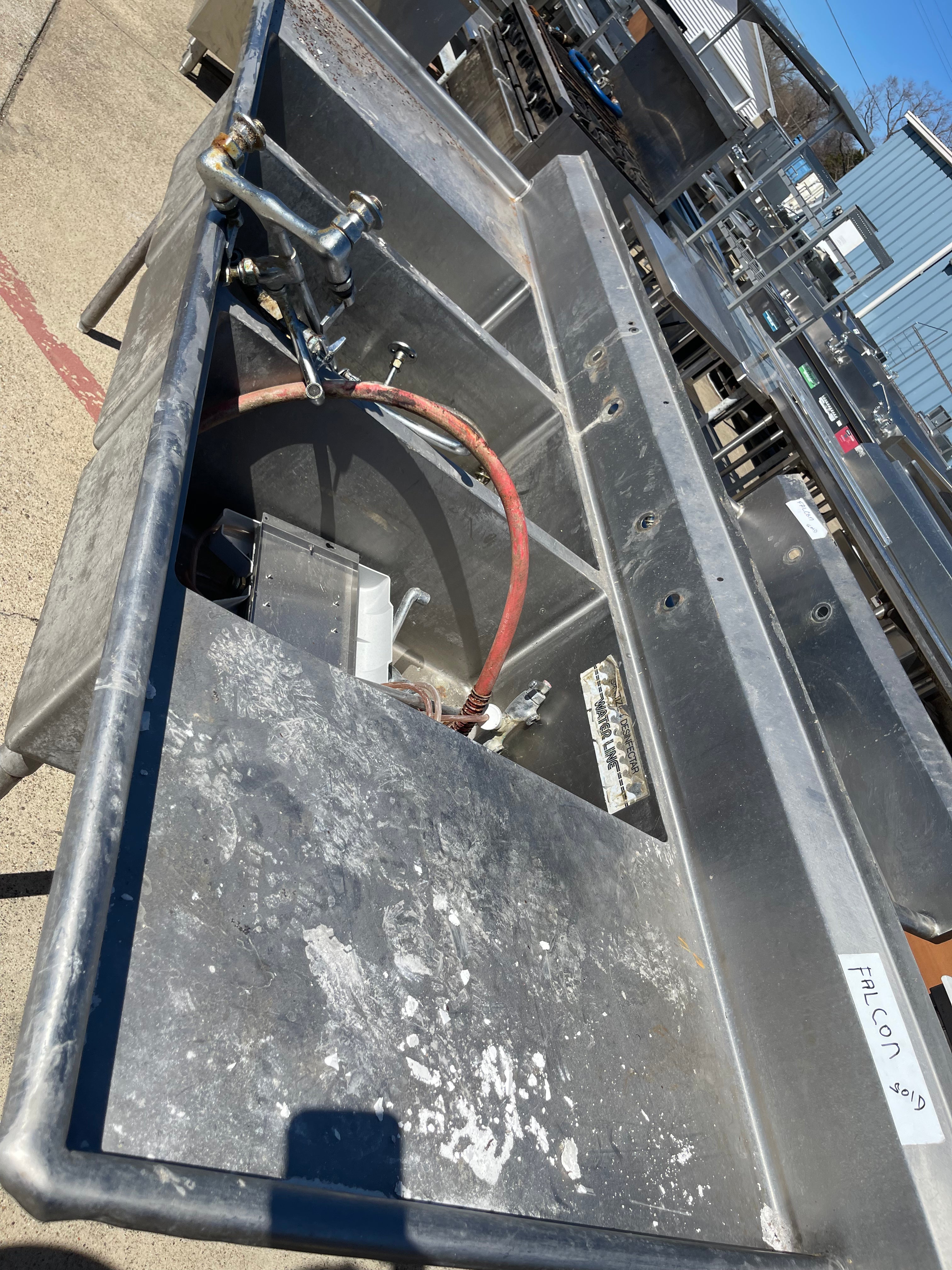 Used 107" 3 Compartment Stainless Steel Sink - SS301