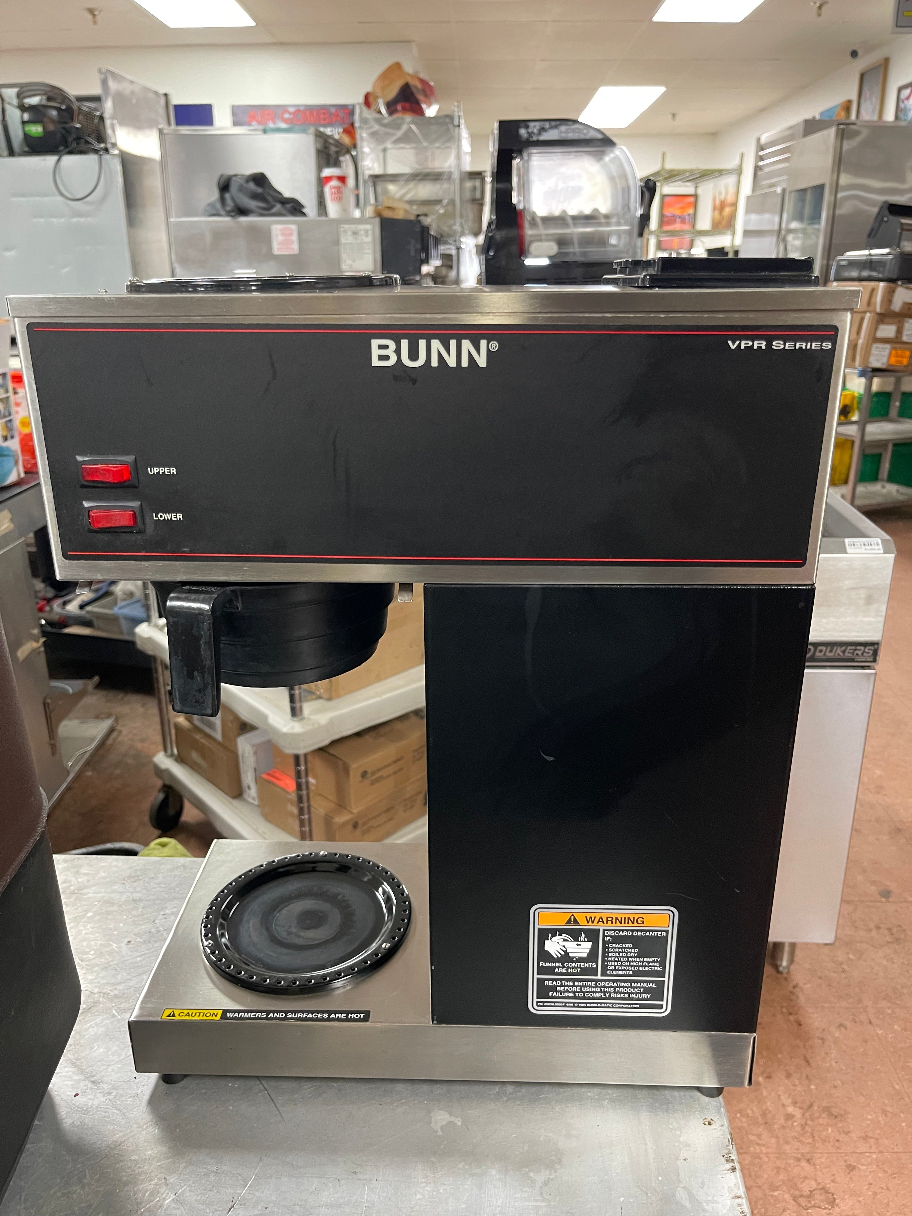 Used Bunn 33200 VPR Black 12 Cup Pourover Coffee Brewer with 2 Warmers 120V