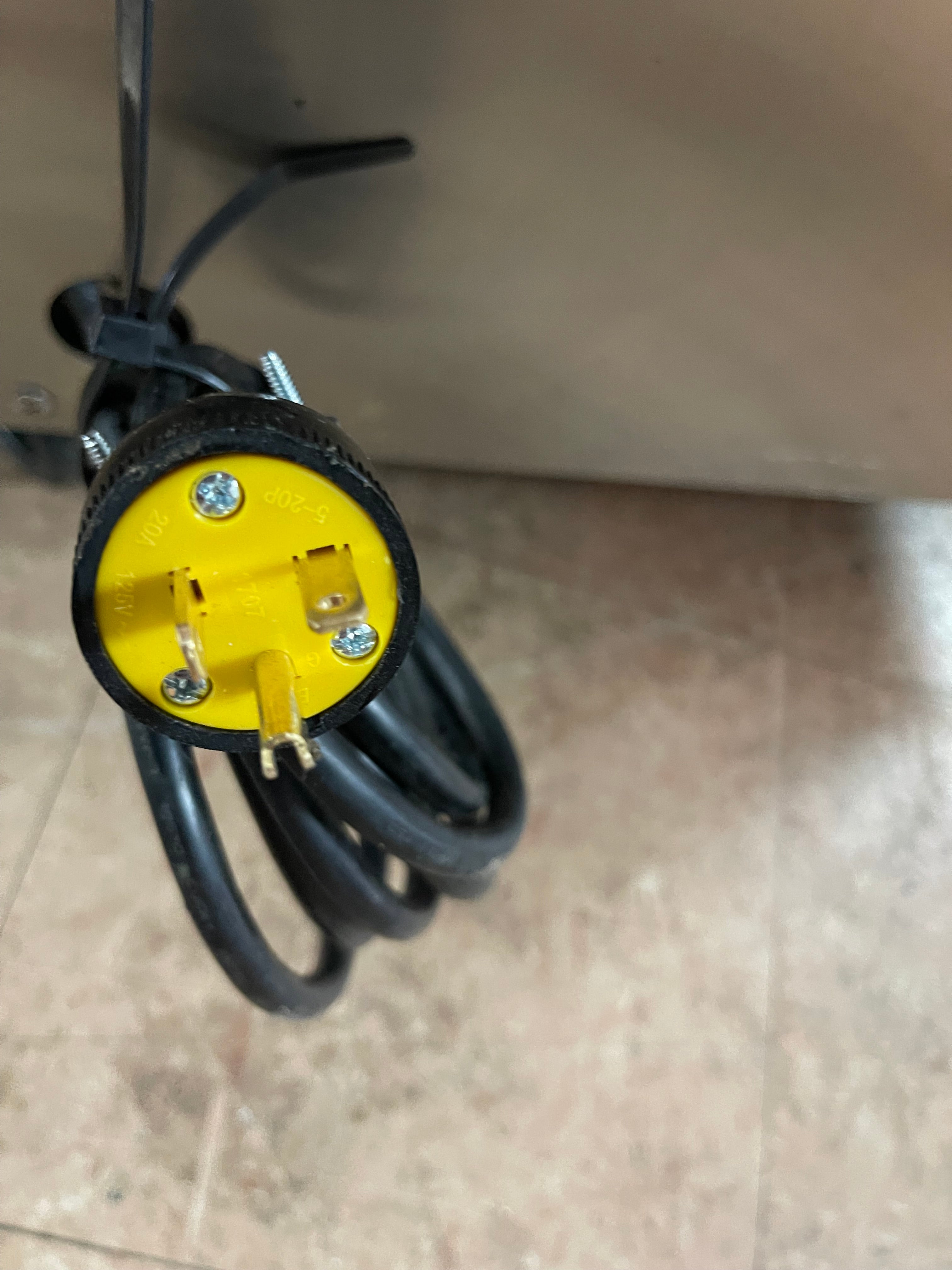 Used Continental DLUC27-SS Commercial Under Counter Freezer 120V