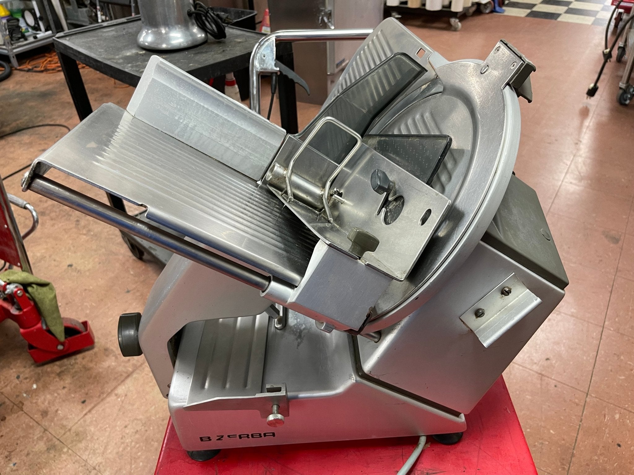 Used Bizebra SE 8 13” Professional Manual Commercial Deli Meat Slicer 120V - Falcon Restaurant Supply - 6