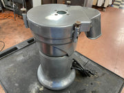 Used Bennett Junior Commercial Fruit/Vegetable Juicer Model H - Falcon Restaurant Supply - 1