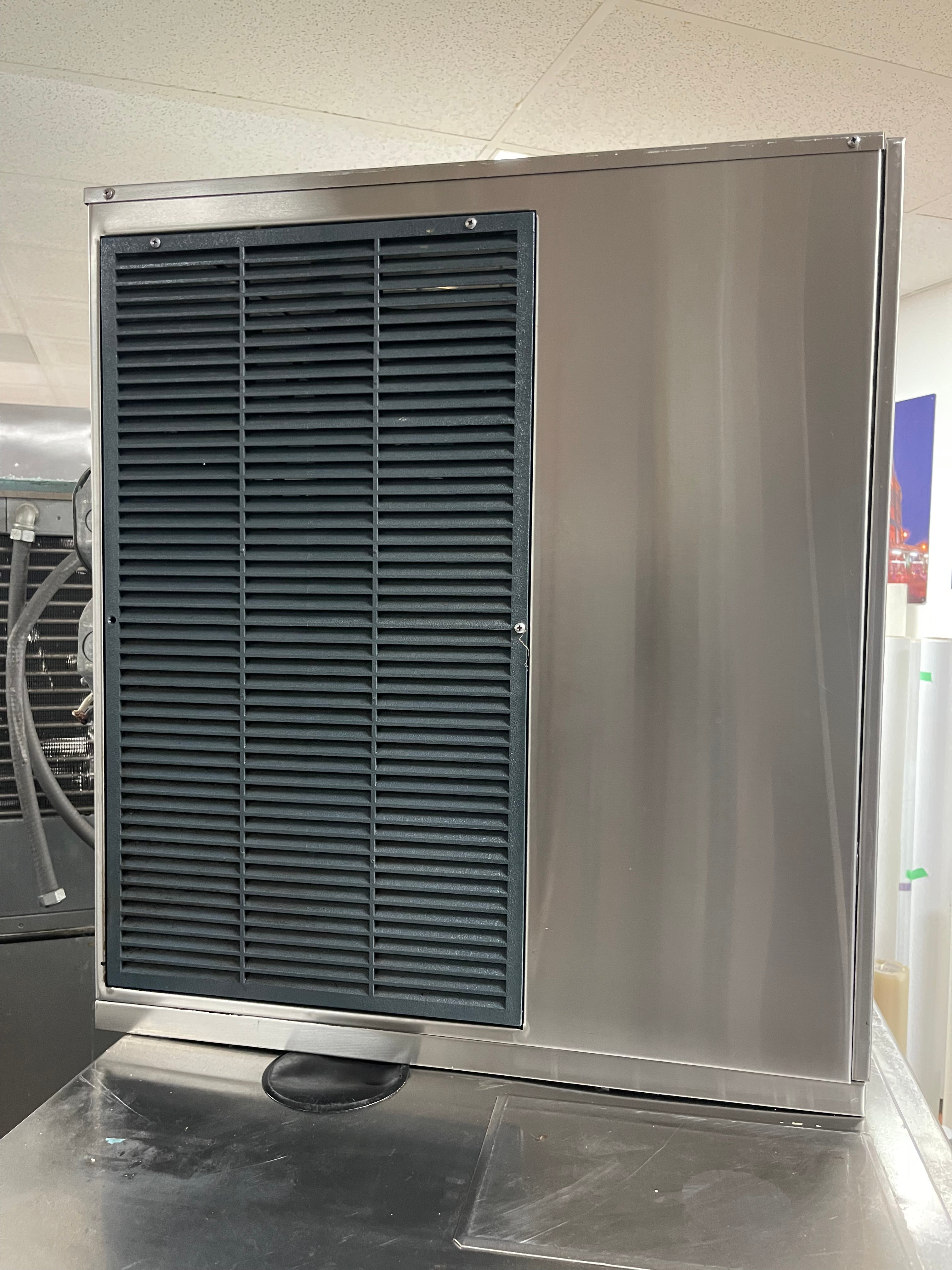 Used 21" Scotsman NME654RS-1B 615lb Nugget Ice Machine 115V with Condenser As-Is