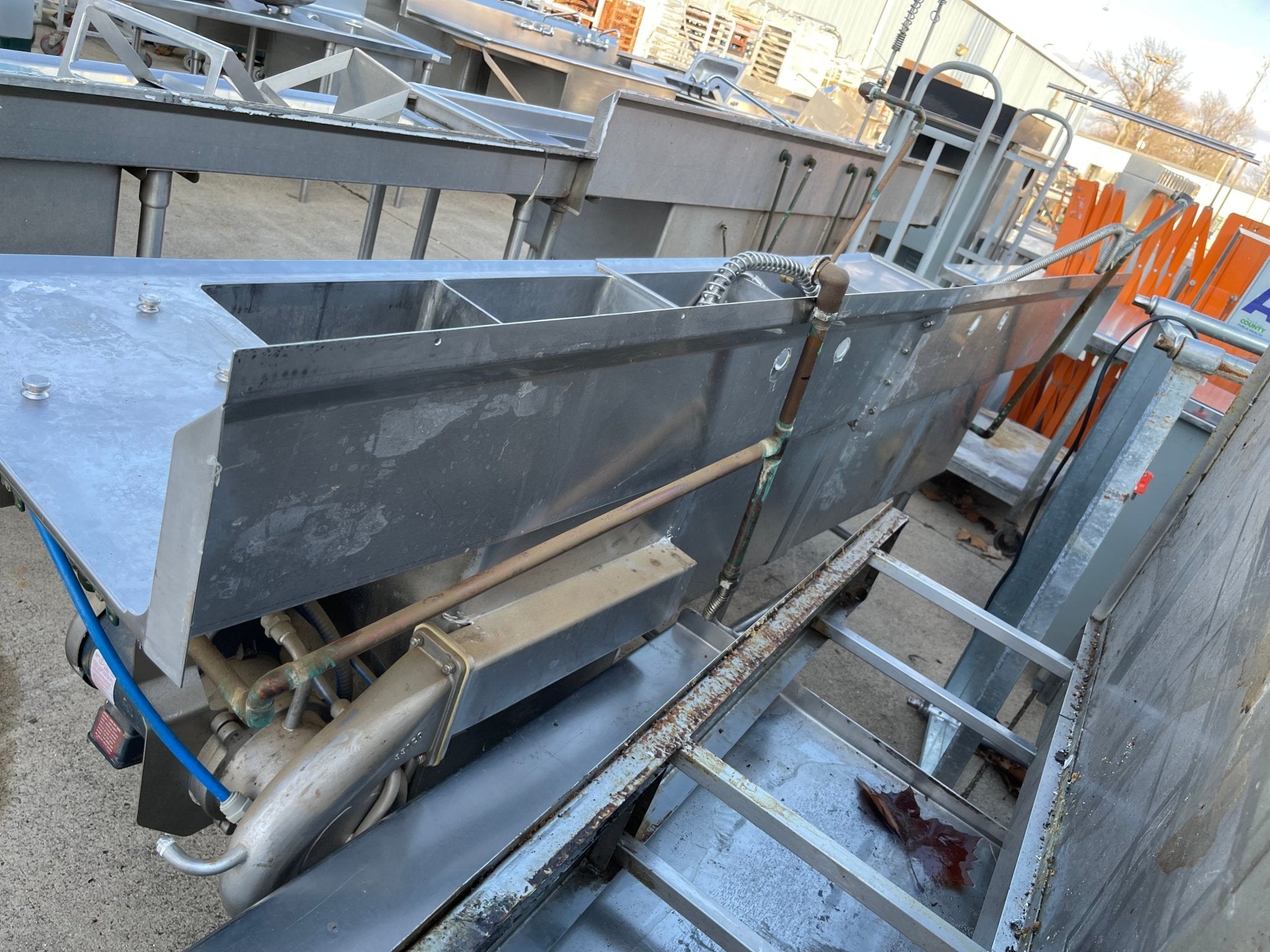 Used 112" 4 Compartment Commercial Stainless Sink with Twist Drains and Power Soak - SS14 - Falcon Restaurant Supply - 5