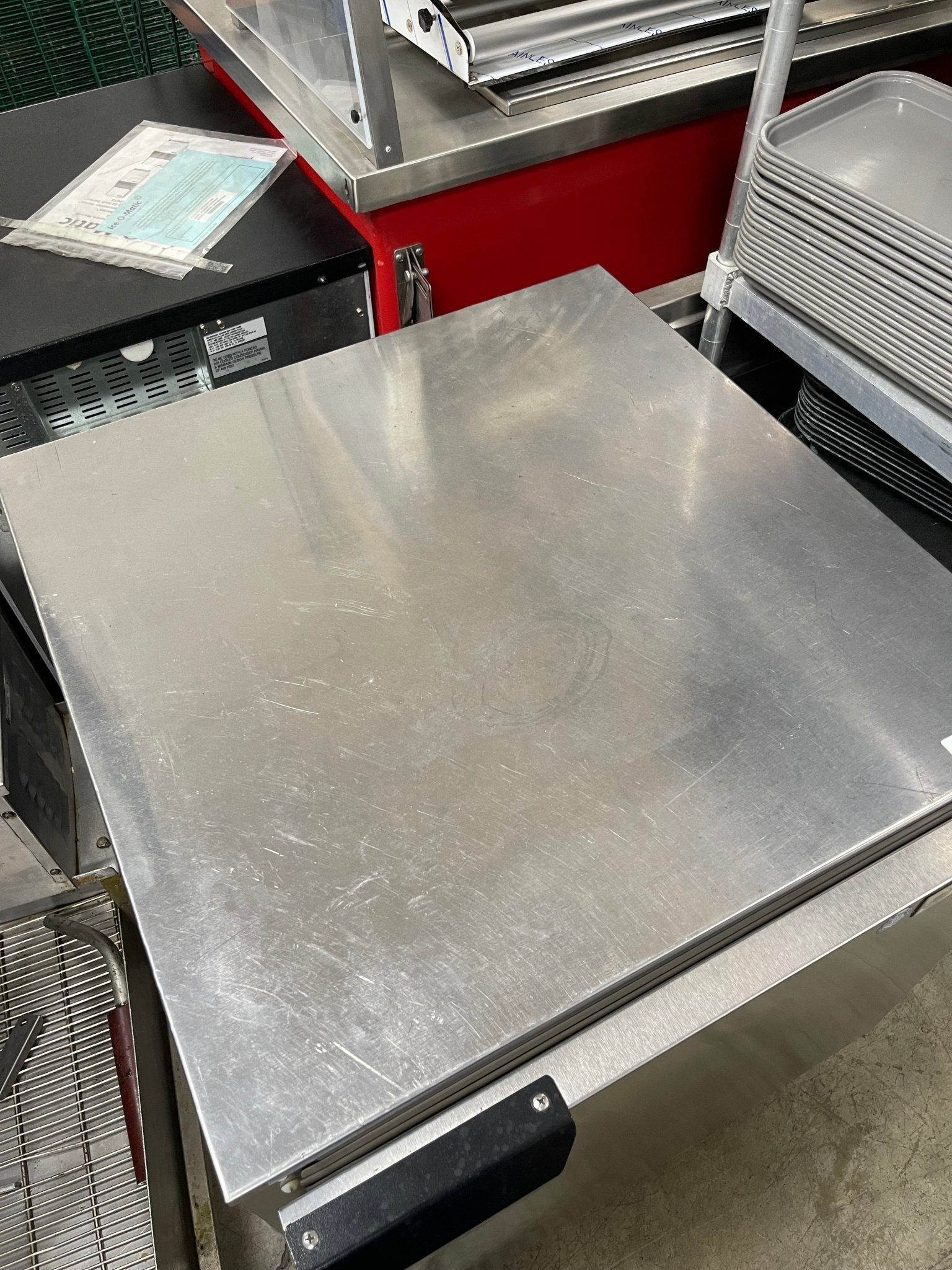 Used 27" Beverage Air UCR27A - 23 Undercounter Commercial Refrigerator 120V - Falcon Restaurant Supply - 3