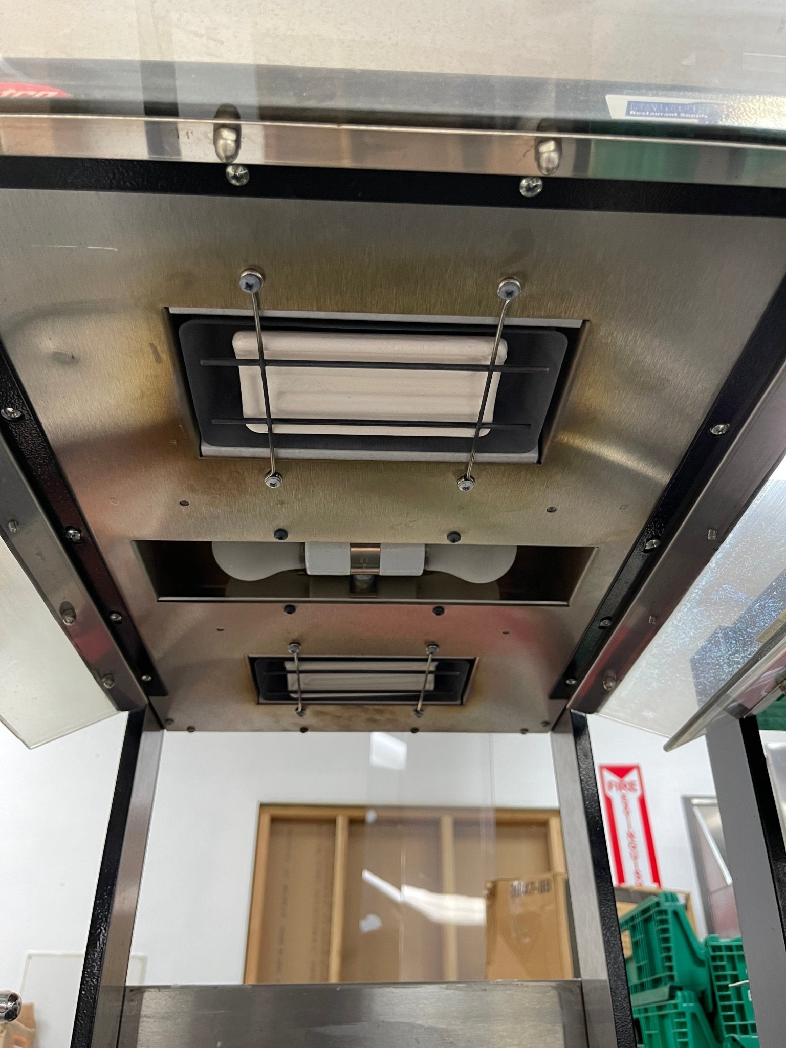 Used Hatco Ultra - Glo UGMW - 1 Merchandising Countertop Heated Holding Display Warmer 120V - Falcon Restaurant Supply - 4