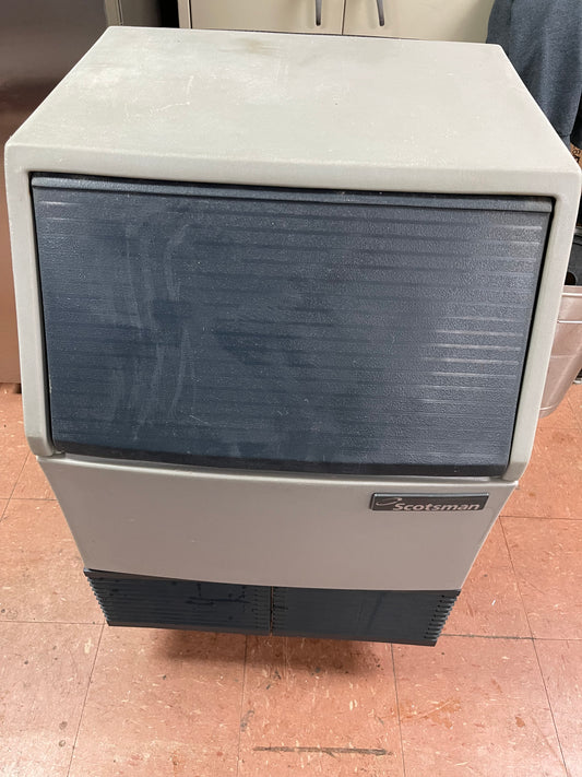 Used Scotsman SCE170-1H 110lb Ice Maker Machine Self Contained 120V