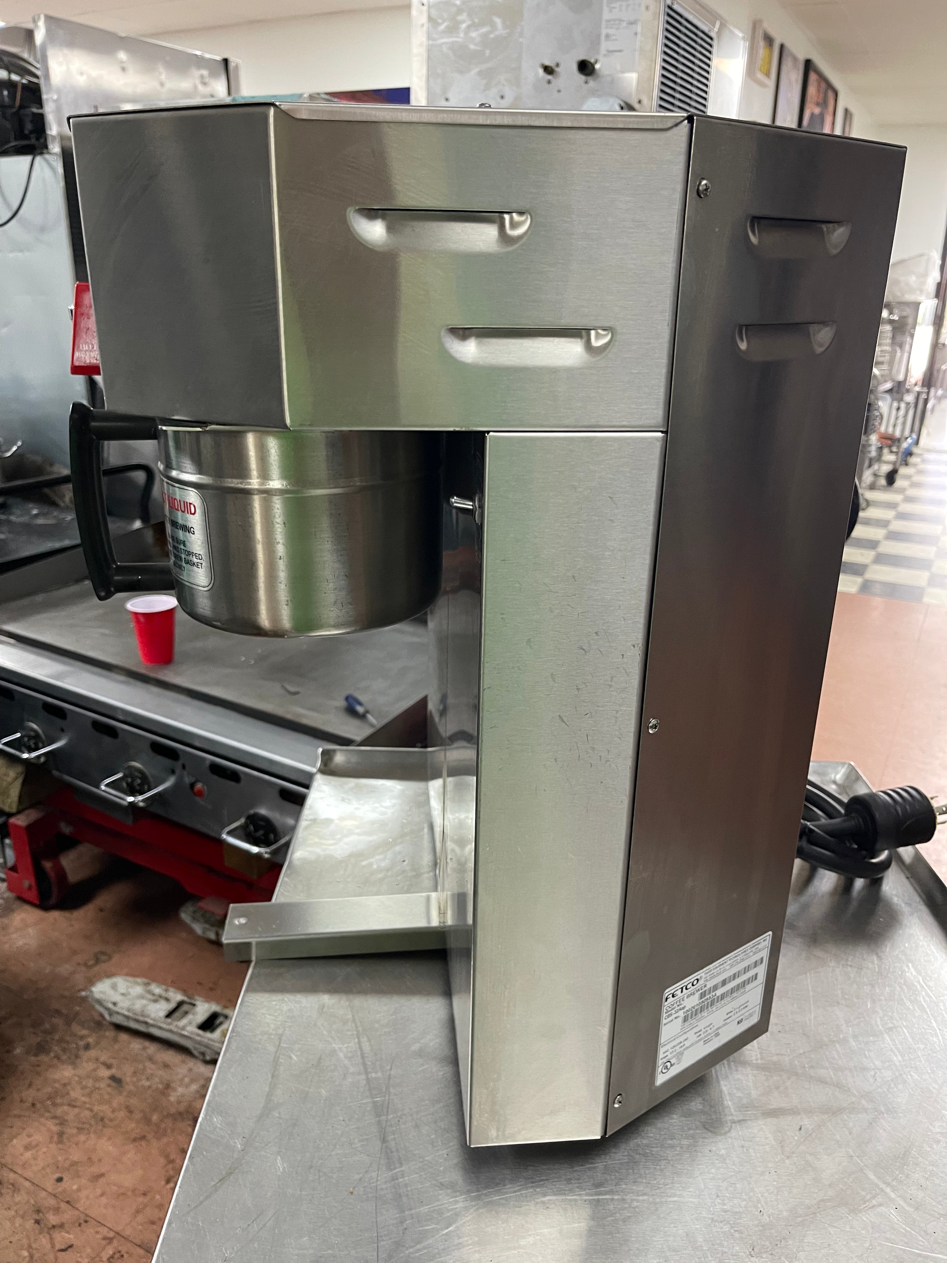 Used Fetco CBS-32Aap Stainless Dual Coffee Brewer Machine 220V