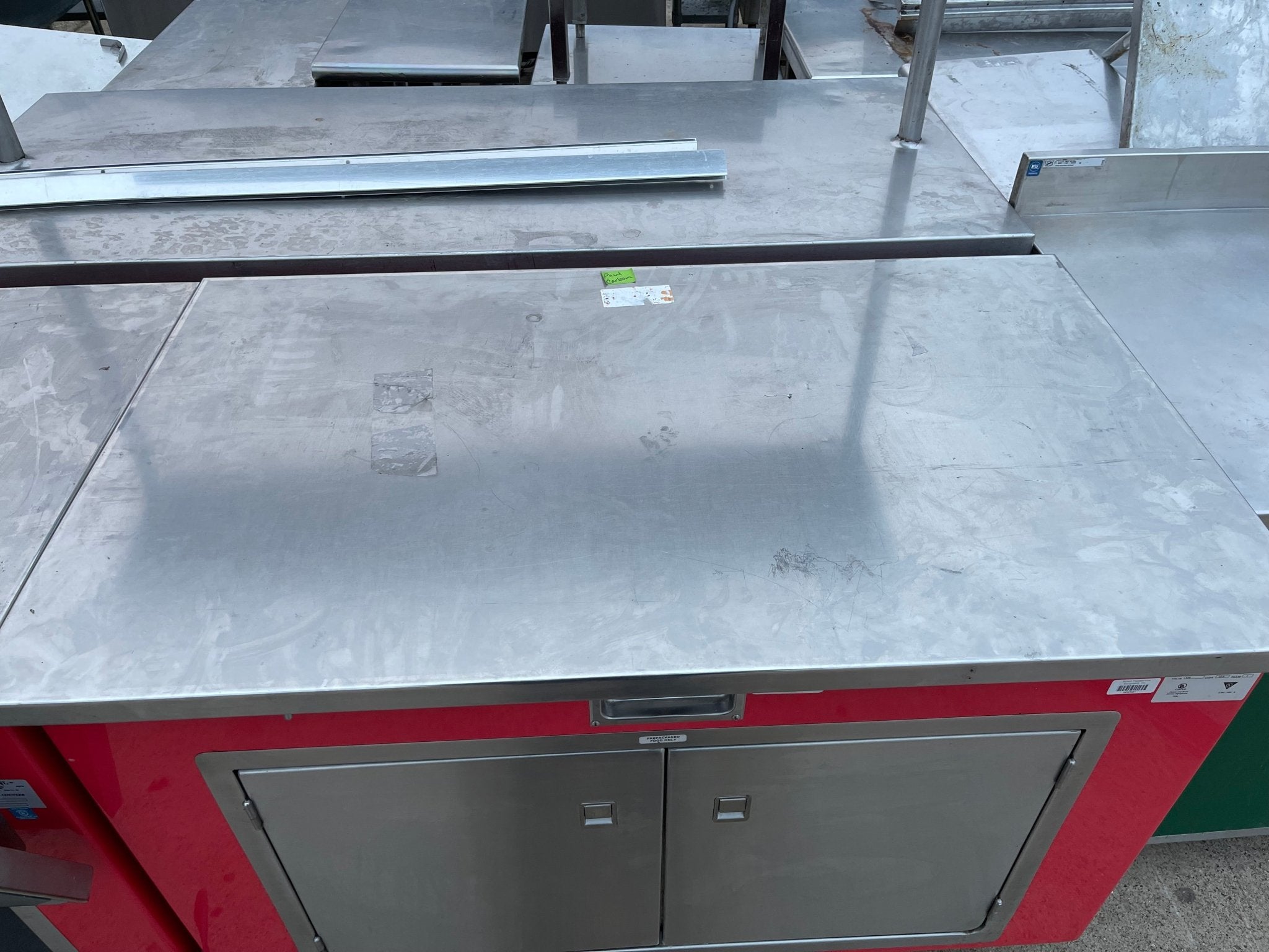 Used Color Point 50"x30" Stainless Steel Portable Work Counter With Outlets 120V - Falcon Restaurant Supply - 3