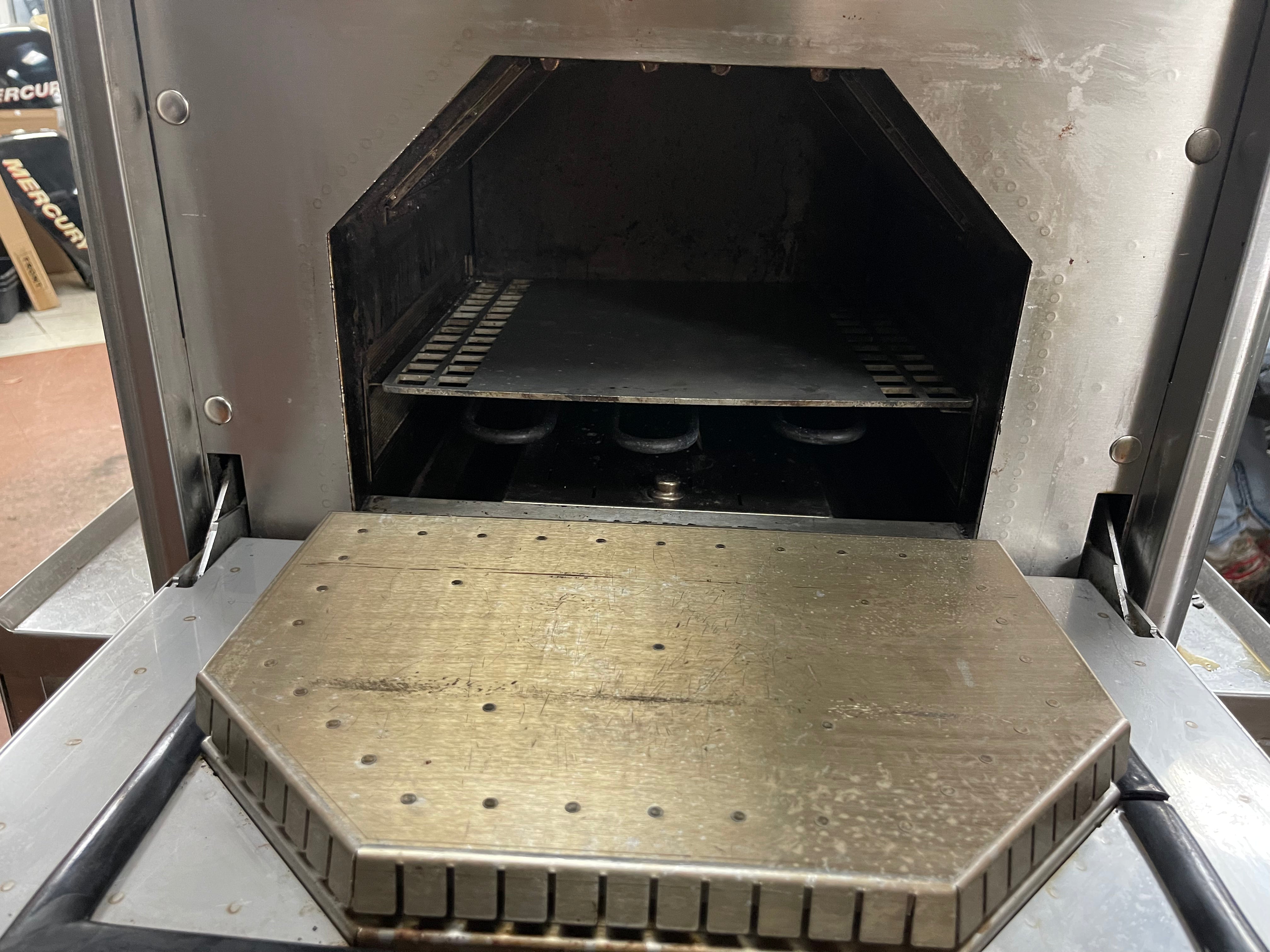 Used Merrychef Eikon e6 High Speed Accelerated Convection Oven 220V