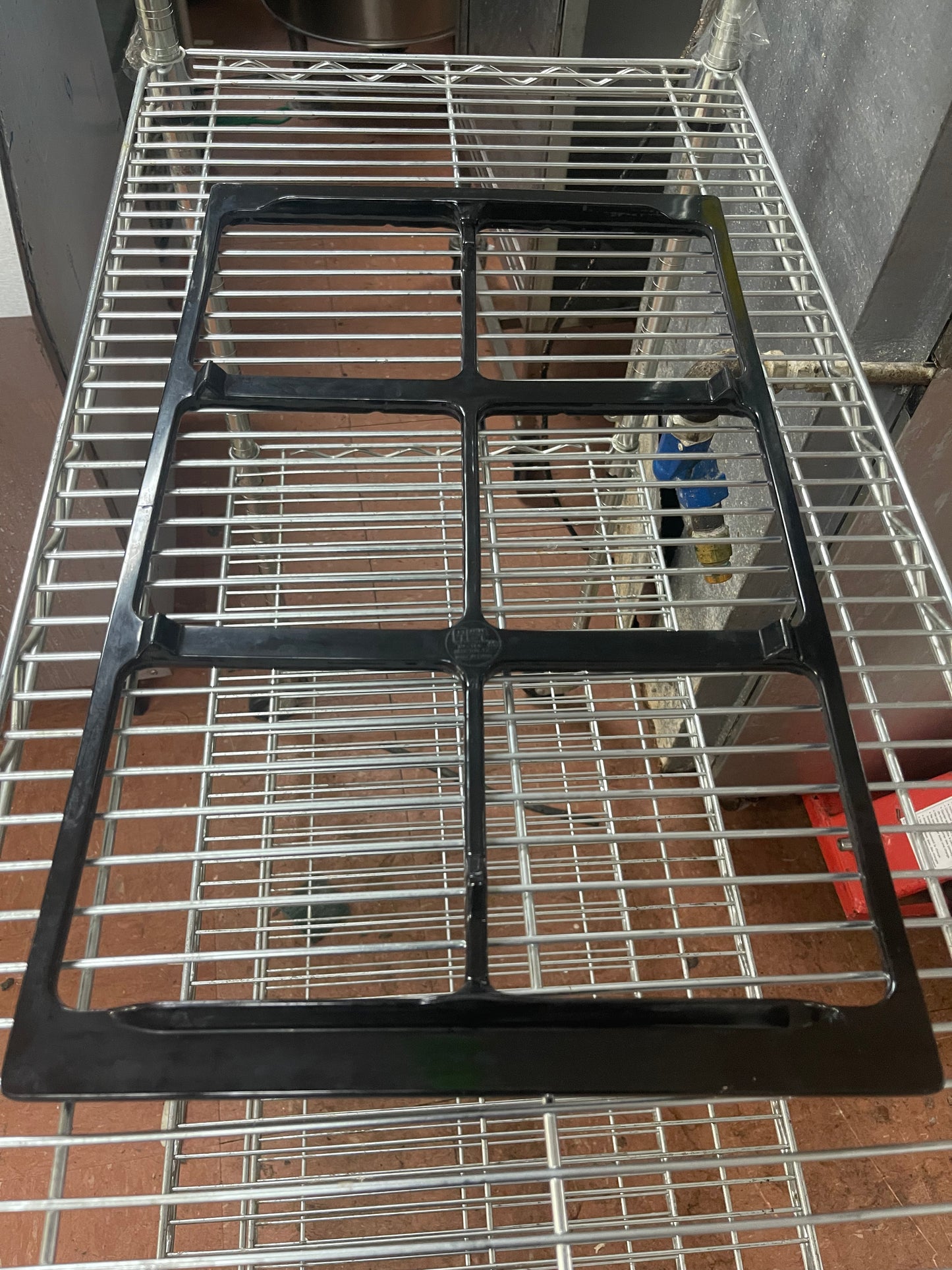 Used GET ML-168-BK Full Size Black Melamine Cold Bar Adapter Plate