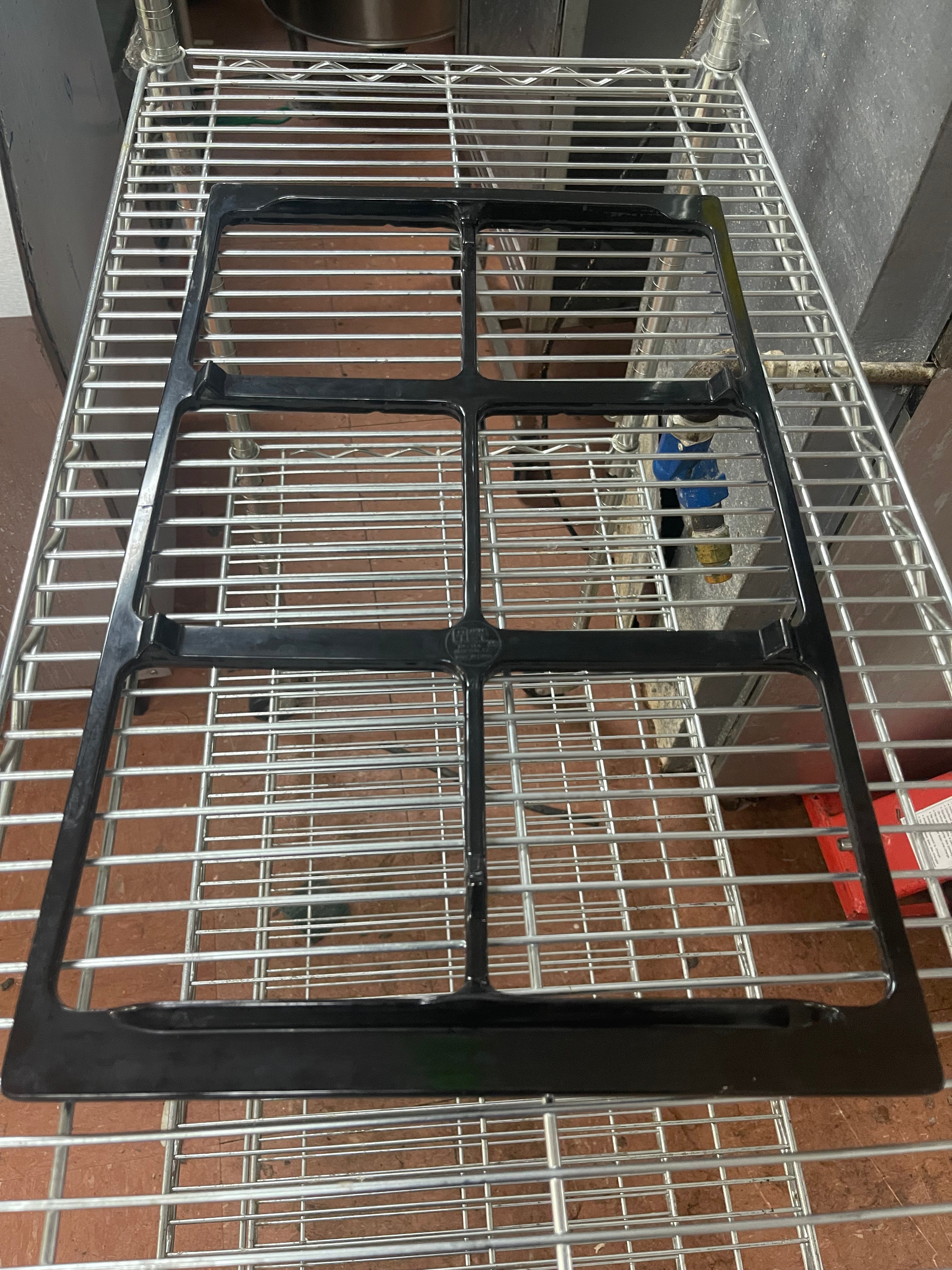 Used GET ML-168-BK Full Size Black Melamine Cold Bar Adapter Plate