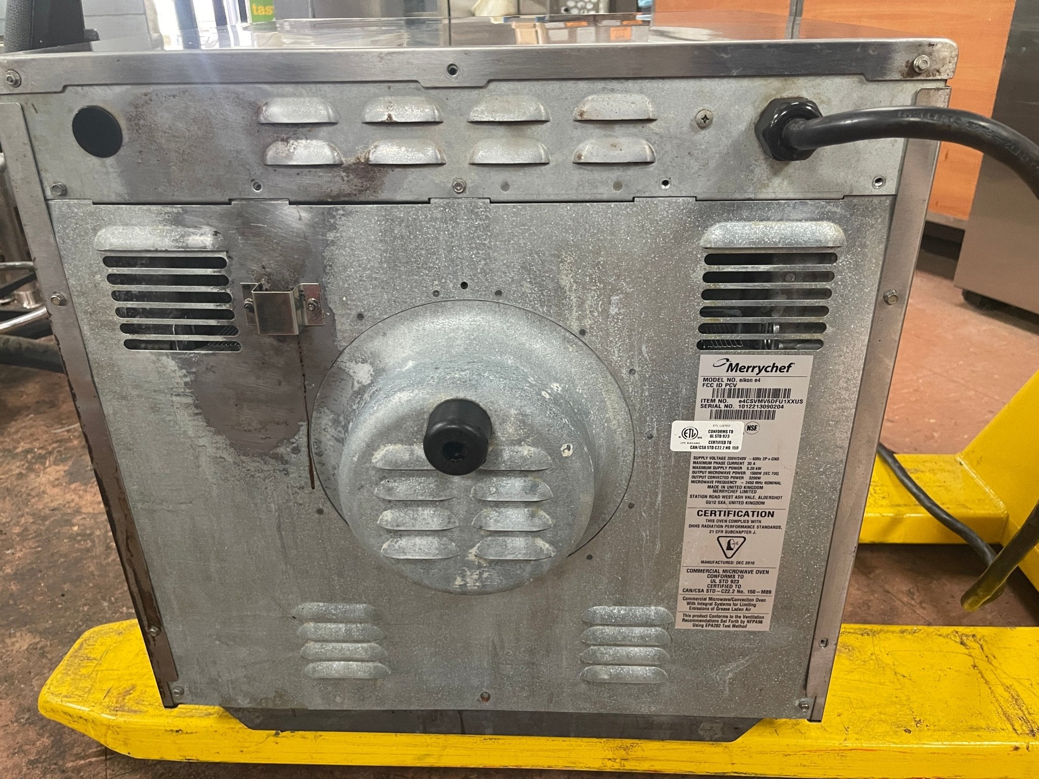 Used Merrychef eikon e4 High-Speed Accelerated Cooking Countertop Oven 220V