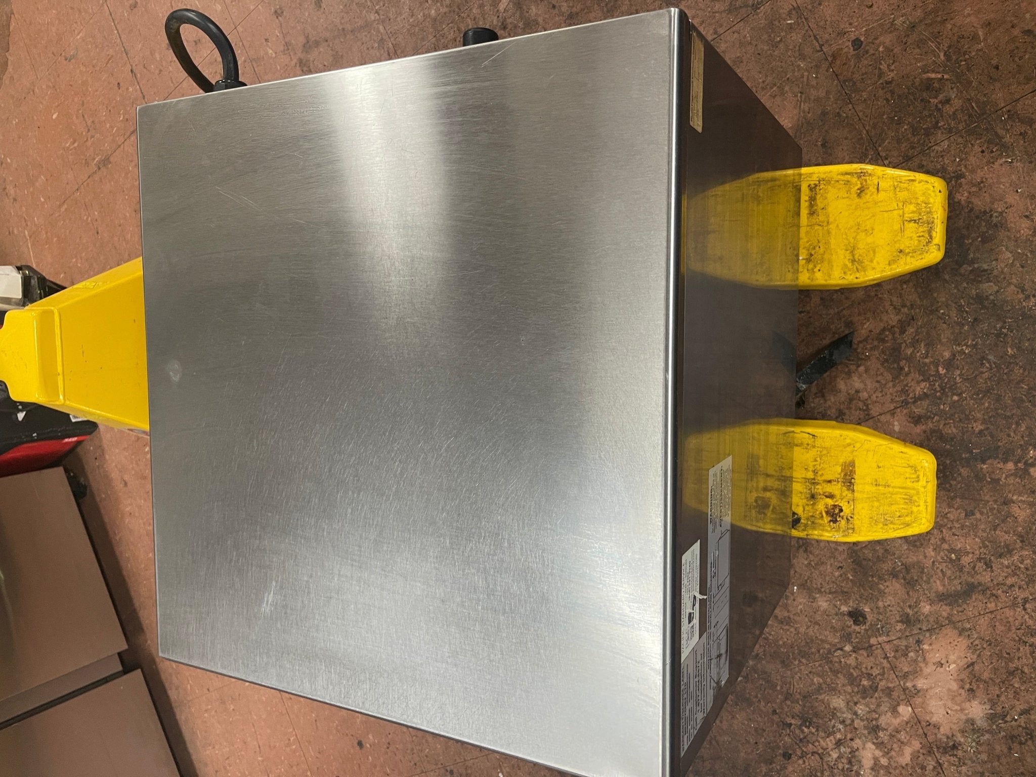 Used Merrychef eikon e4 High - Speed Accelerated Cooking Countertop Oven 220V - Falcon Restaurant Supply - 10