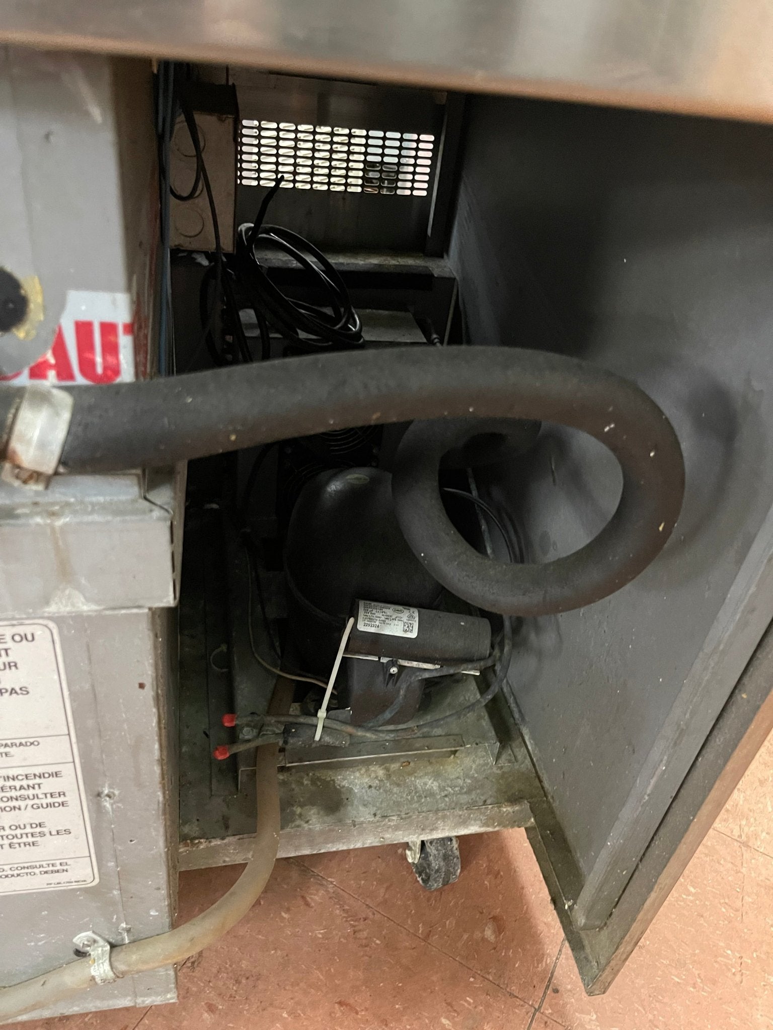 Used Randell Self Contained Commercial Work Top Freezer 120V