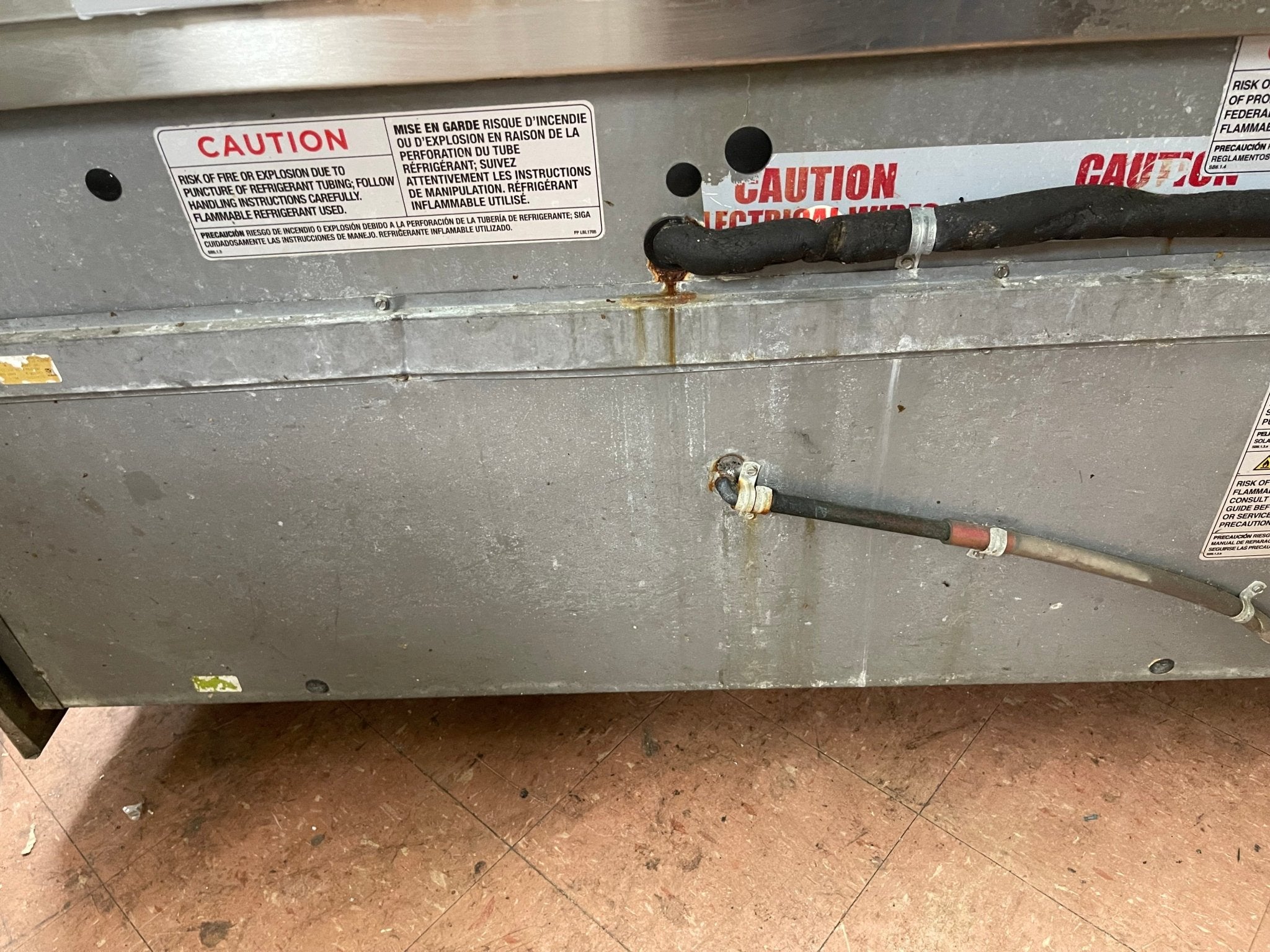 Used Randell Self Contained Commercial Work Top Freezer 120V