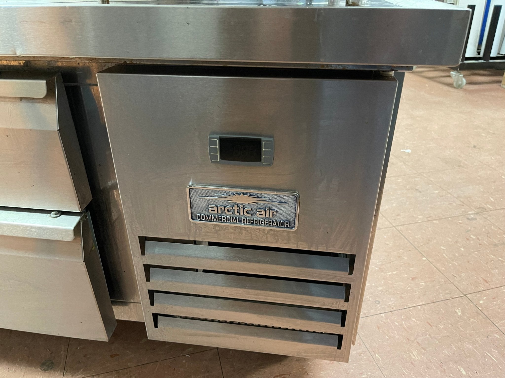 Used Arctic Air ARCB60 62" Two Drawer Refrigerated Chef Base 120V - Falcon Restaurant Supply - 6