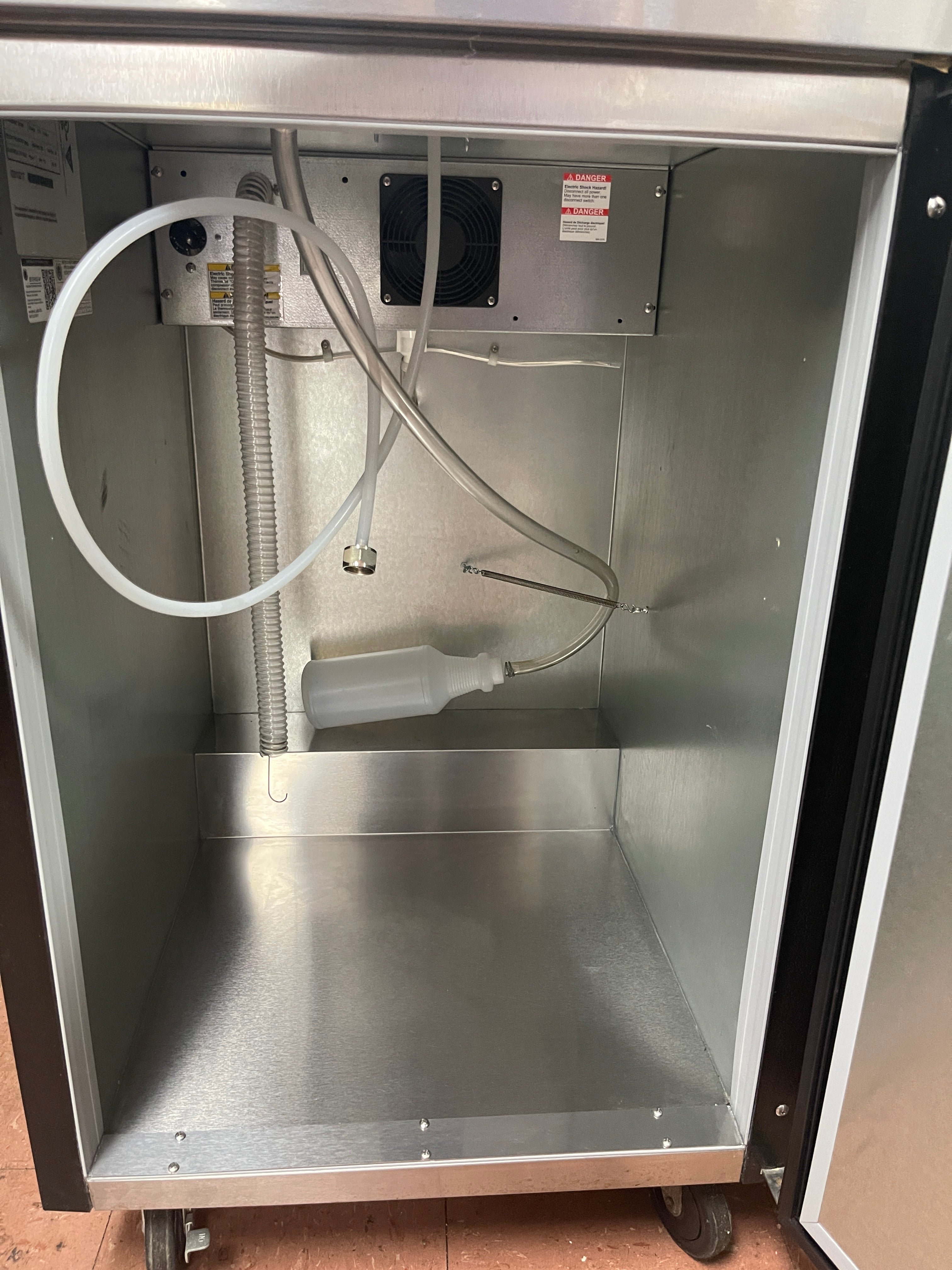 Used Beverage-Air BM23HC-B-WINE Kegerator Wine Dispenser 1/2 Keg Capacity 120V