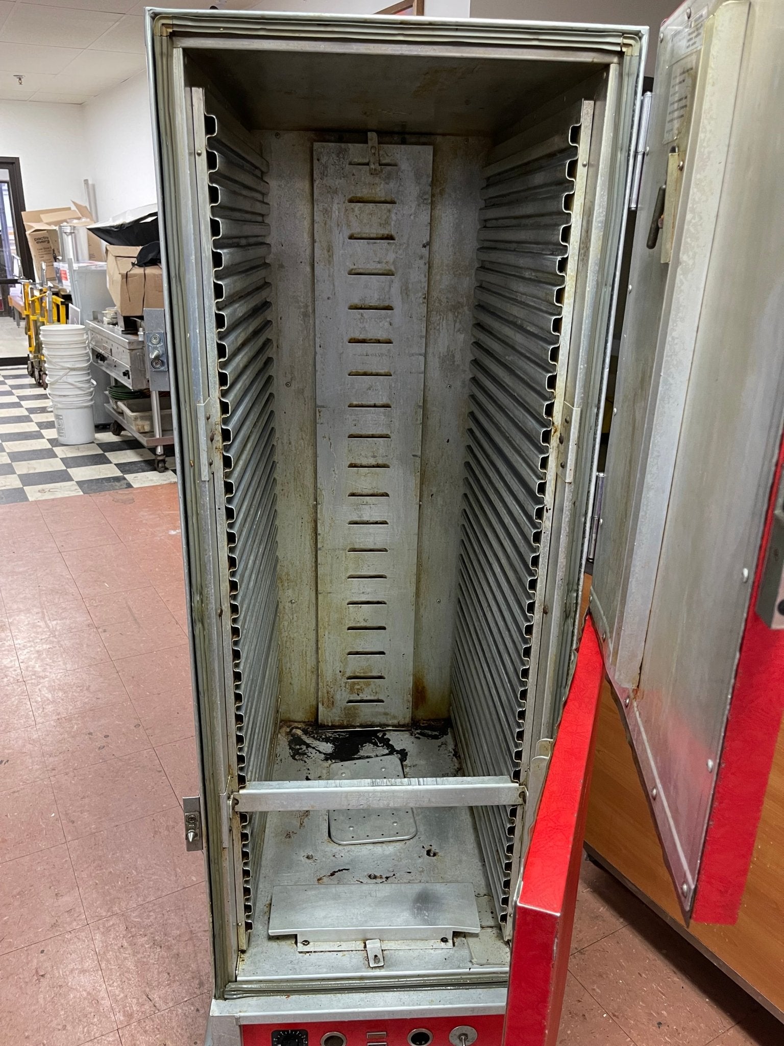 Used CRES COR Crown - X Full Height Non - Insulated Heated Holding Cabinet Food Warmer 34Pan 120V 2000Watt - Falcon Restaurant Supply - 5