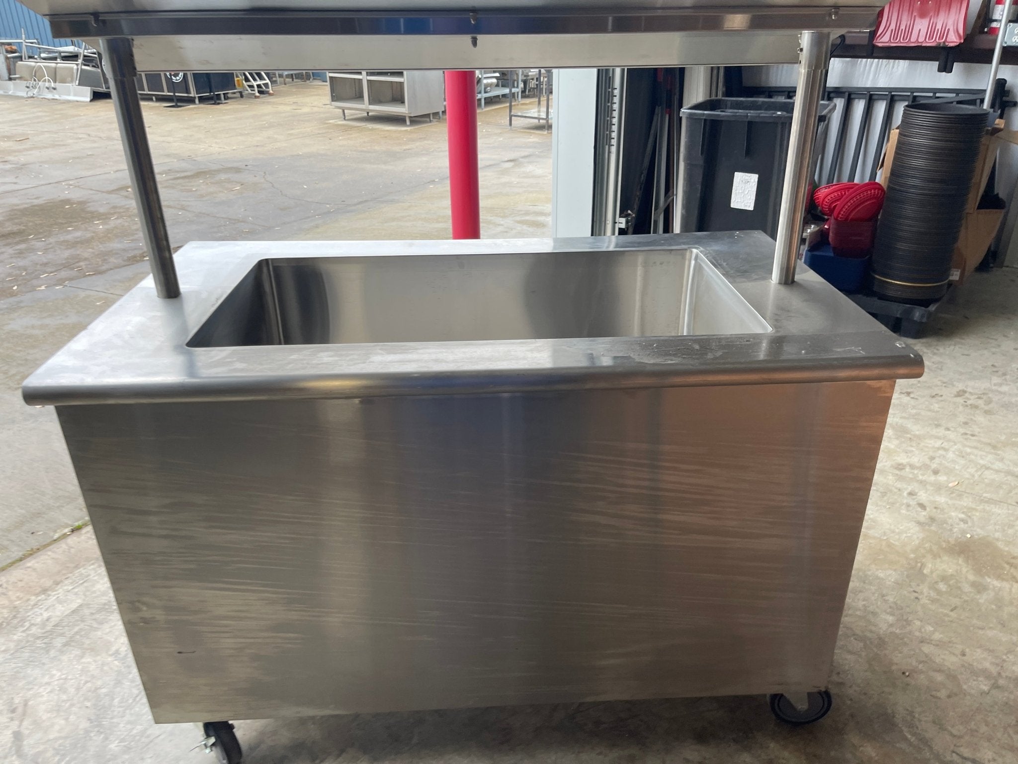 Used 52" Hubert 76306 Stainless 3 Pan Mobile Ice Down Bar Food Service Cart - SS309 - Falcon Restaurant Supply - 4