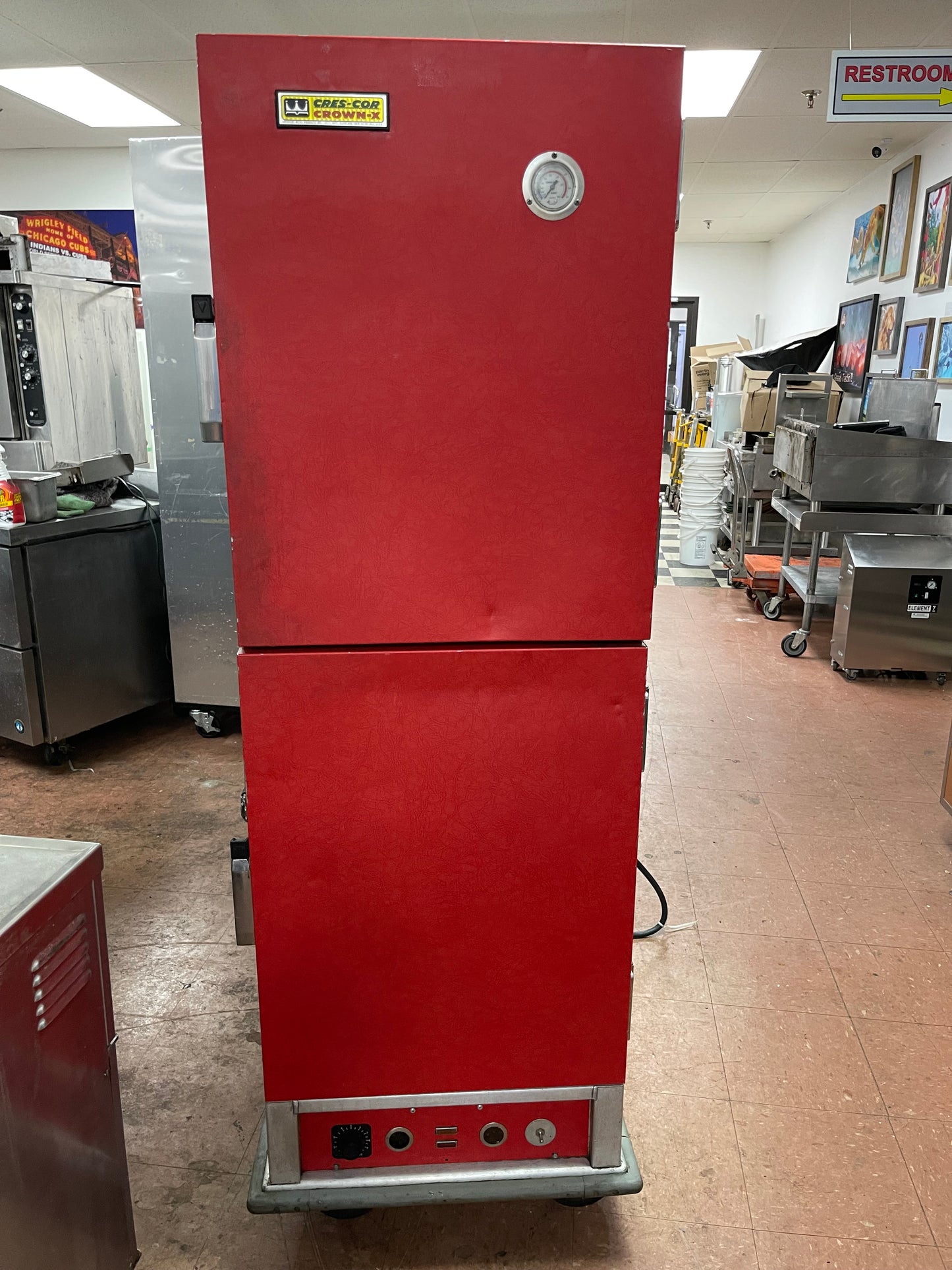 Used CRES COR Crown-X Full Height Non -Insulated Heated Holding Cabinet Food Warmer 34Pan 120V 2000Watt