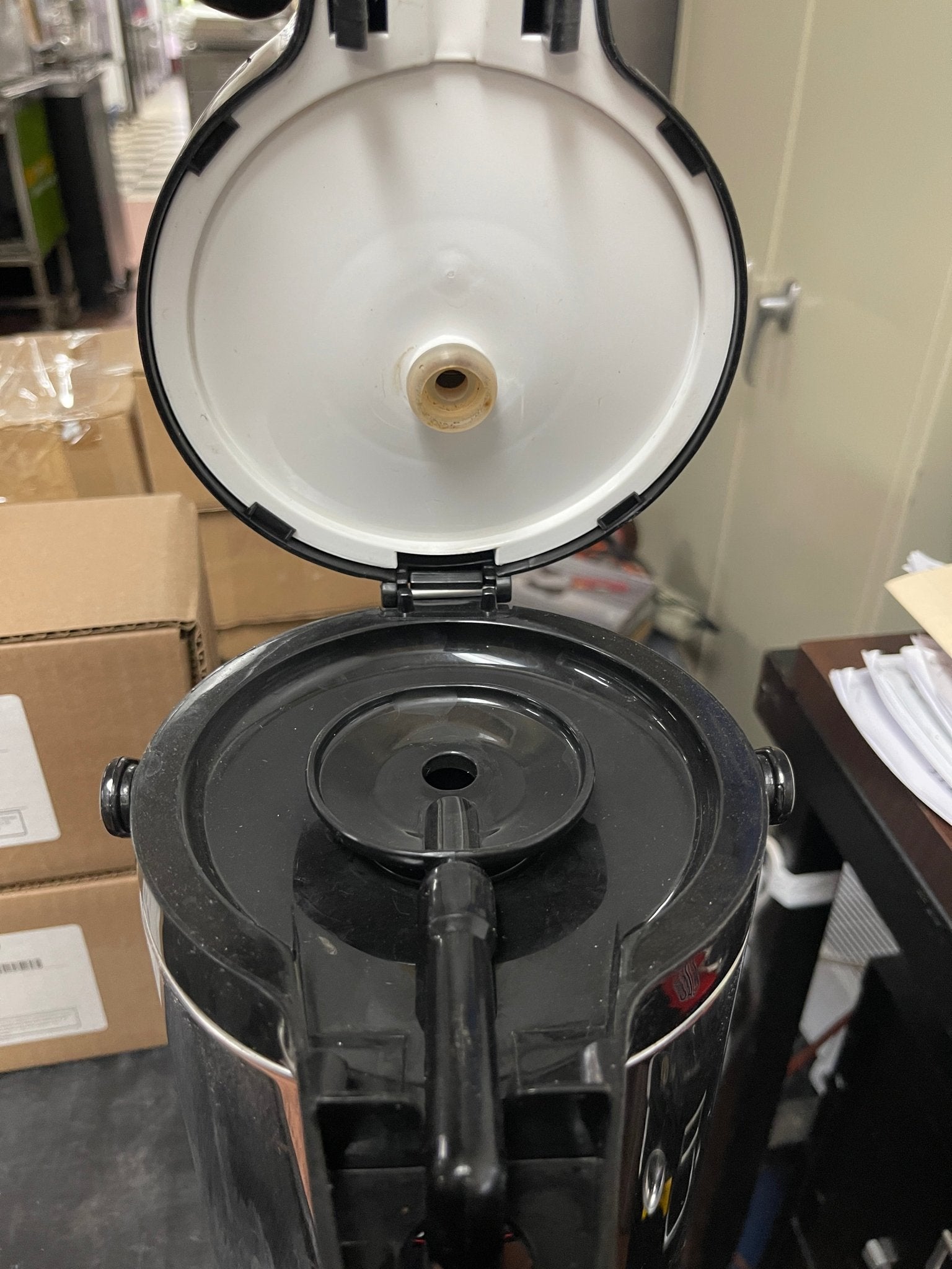 Used Bunn 28696.0002 Push Button Airpot Coffee Server Dispenser 2.15 Liter - Falcon Restaurant Supply - 6