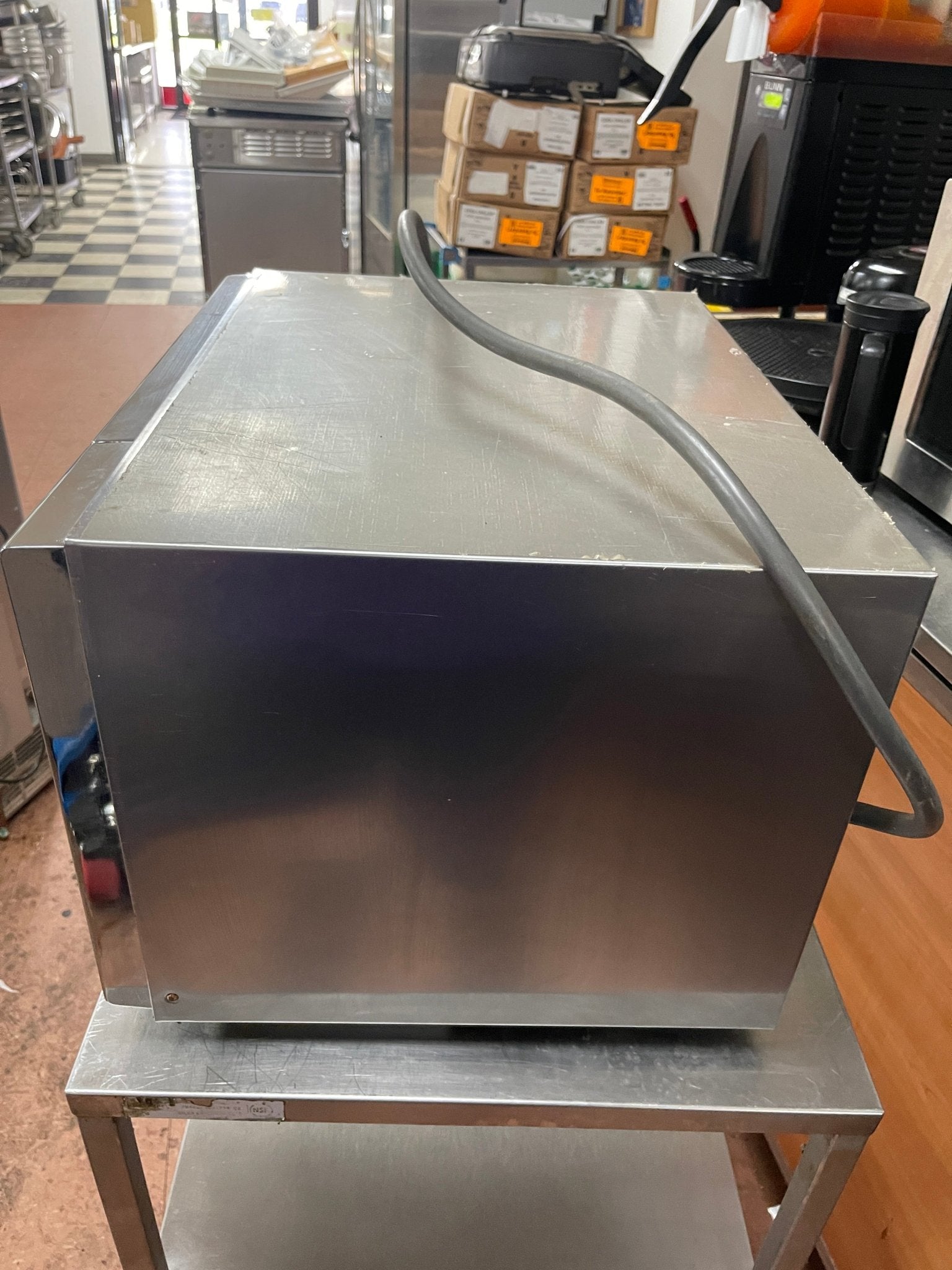 Used Amana RFS11LW Commercial Microwave 110V - Falcon Restaurant Supply - 4