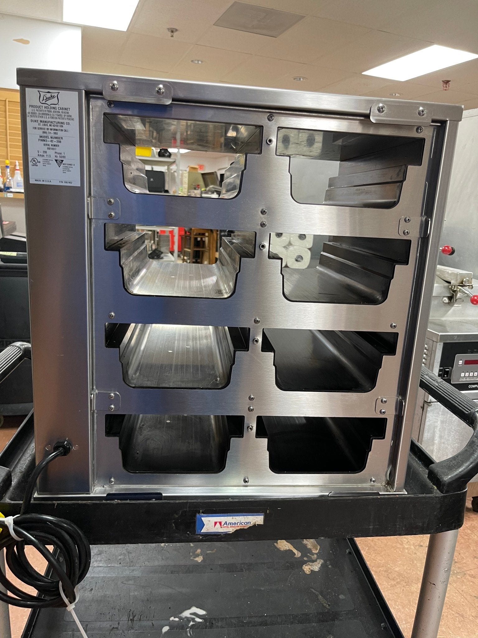 Used DUKE FWM3-42 Pass-Through Commercial Food Warmer 208V