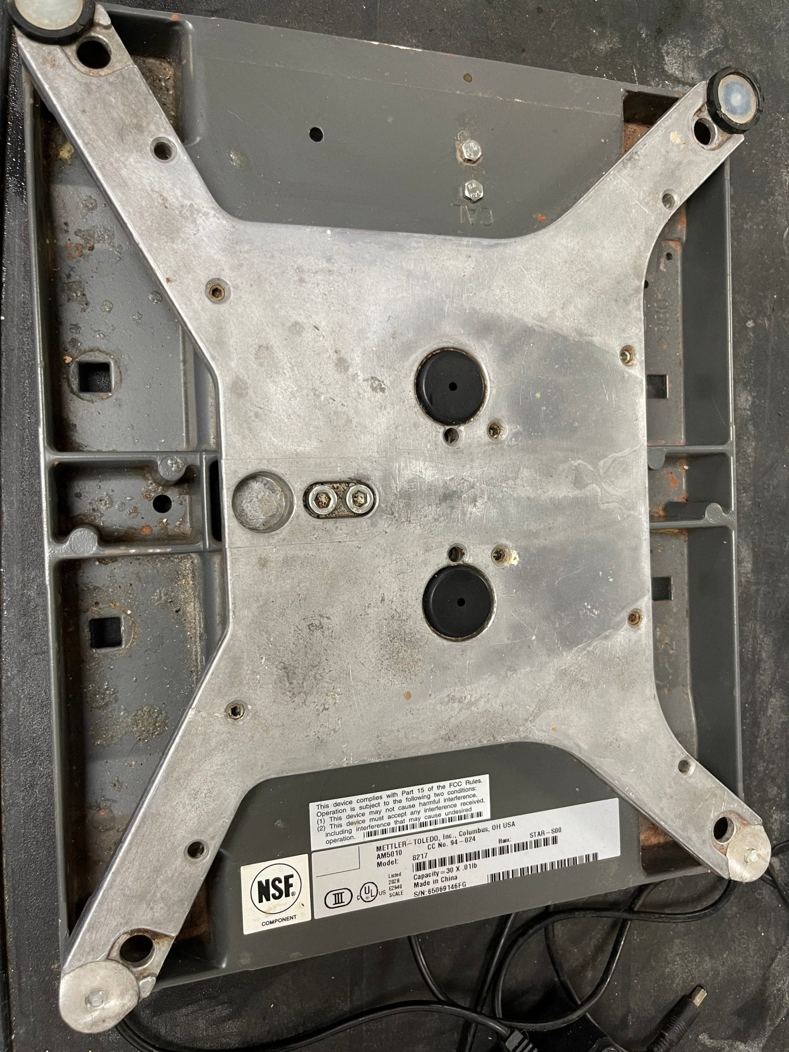 Used Mettler Toledo AM5010 30lb x 0.01lb POS Checkout Bench Scale