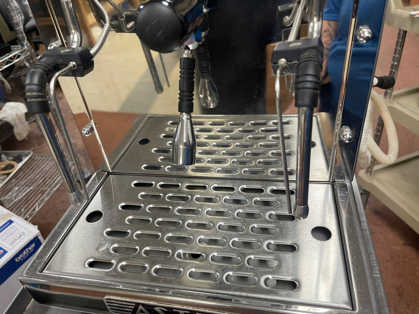 Used Astra STA2400 Automatic 2-Wand Milk and Coffee Steamer Frother - 220V