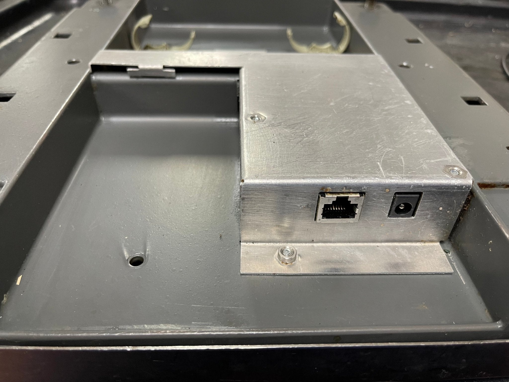 Used Mettler Toledo AM5010 30lb x 0.01lb POS Checkout Bench Scale