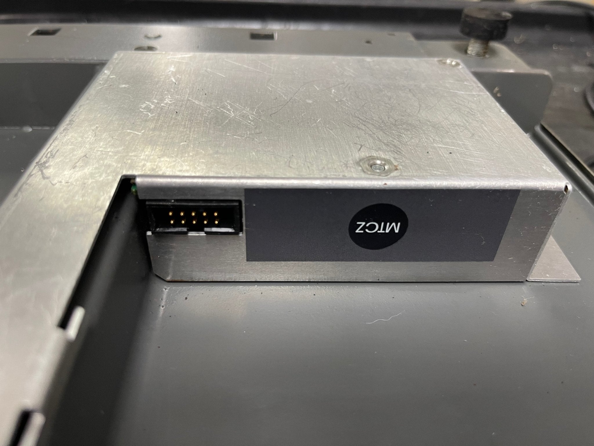 Used Mettler Toledo AM5010 30lb x 0.01lb POS Checkout Bench Scale - Falcon Restaurant Supply - 7