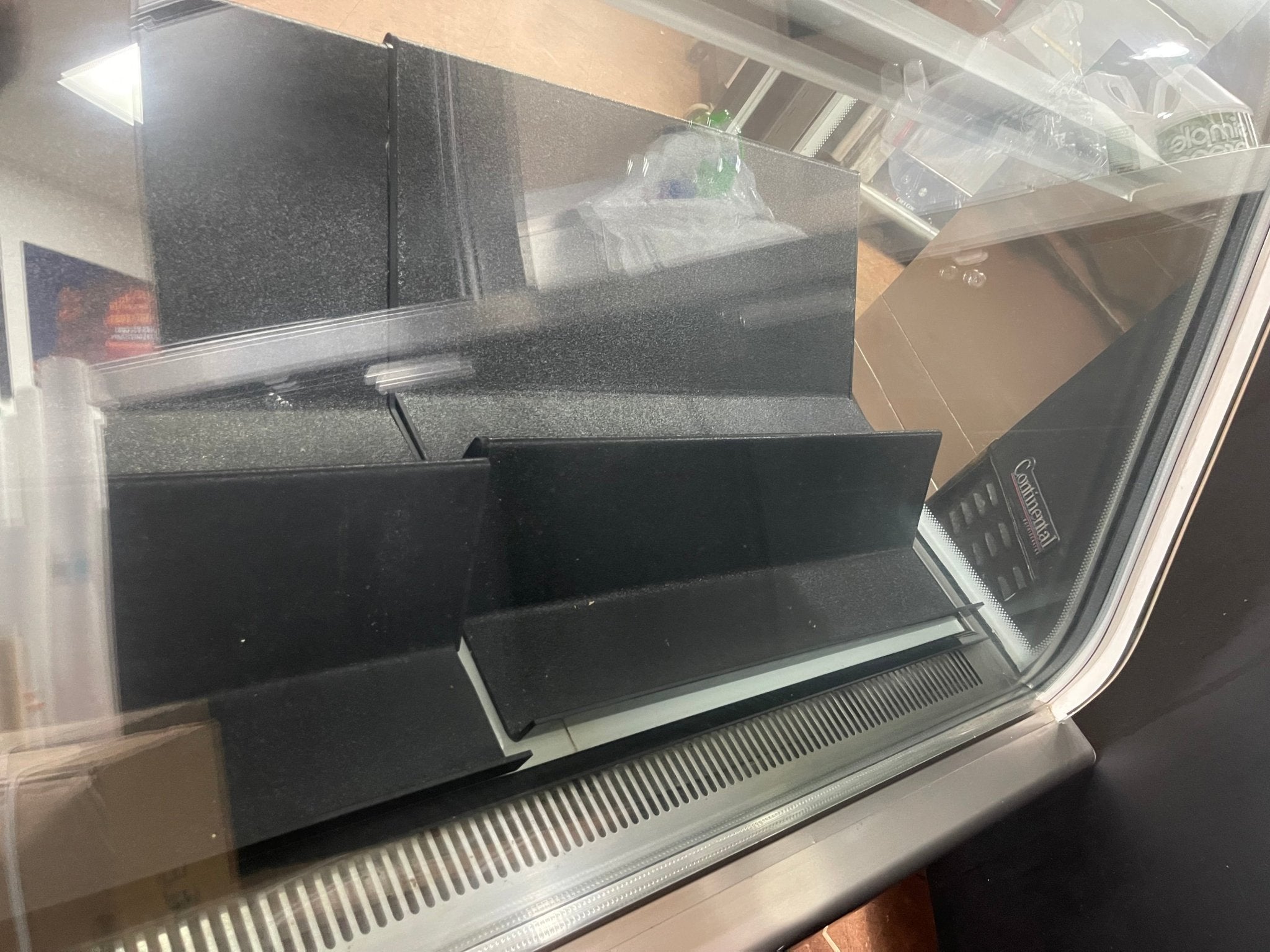 Used Spartan BCB72 Curved Glass Refrigerated Deli Display Case 120V - Falcon Restaurant Supply - 10