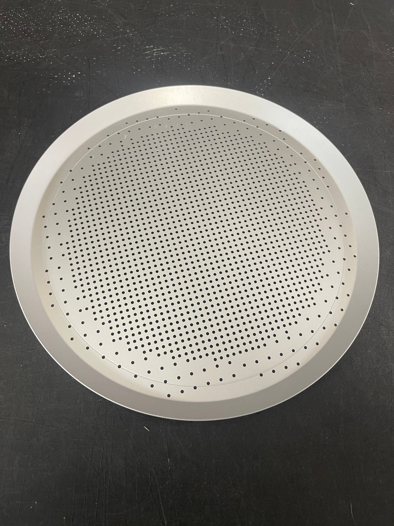 New 15" Carlson Large Perforated Pizza Hut Pizza Pan - Falcon Restaurant Supply - 1