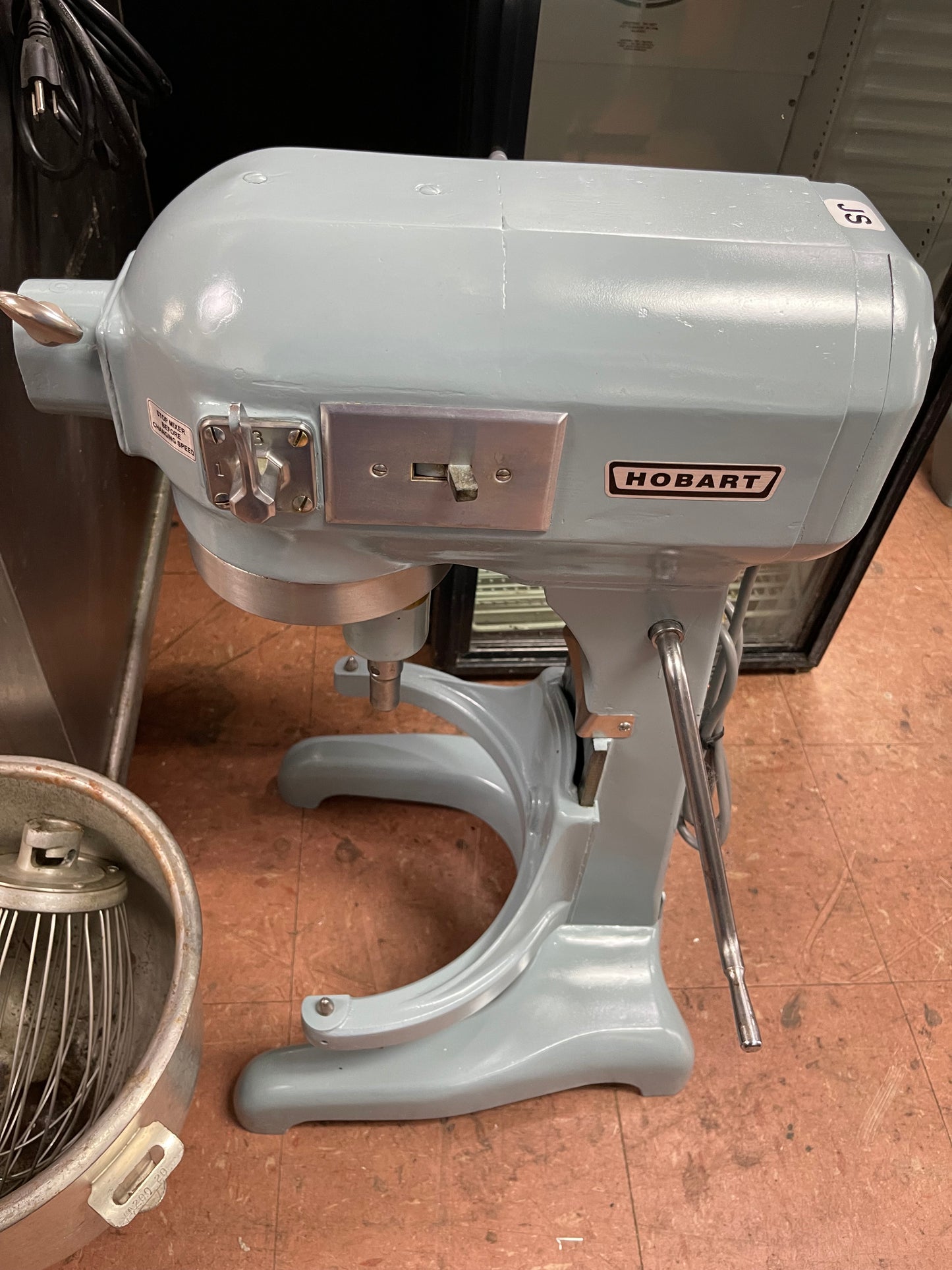 Hobart A-200 - 20 Quart Commercial Kitchen Stand Mixer - JS