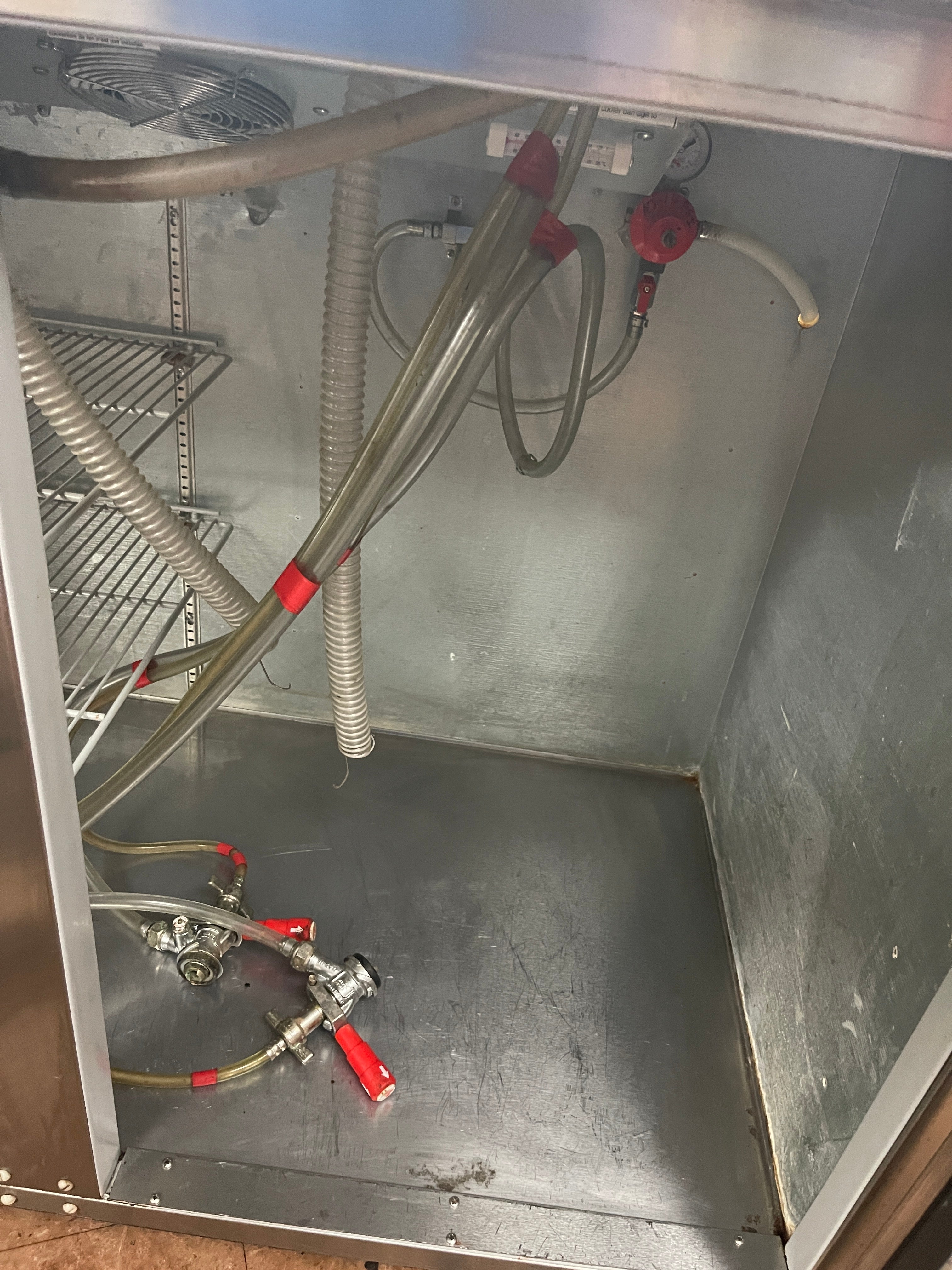 Used Beverage Air DD58G-1 Stainless Steel Kegerator/Glass Door Refrigerator 115V