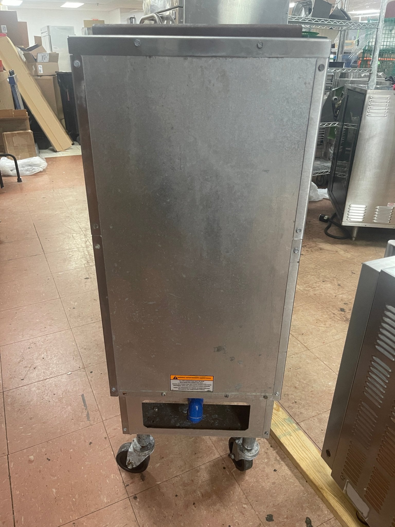 Used Pitco SG14 Natural Gas 40 - 50 lb. Stainless Steel Floor Fryer - 110,000 BTU - Falcon Restaurant Supply - 6