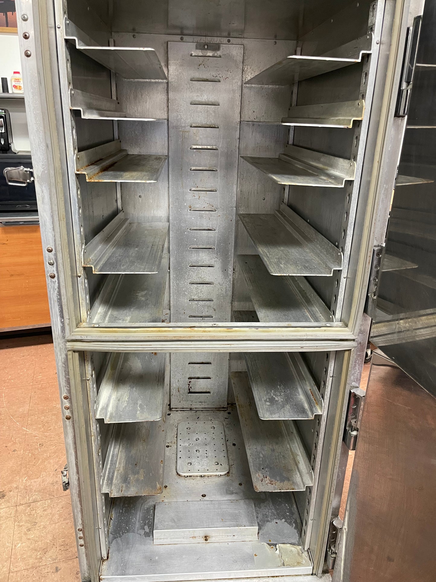 Used Cres Cor Full Height Insulated 32 Pan Heated Holding Cabinet food Warmer 120V