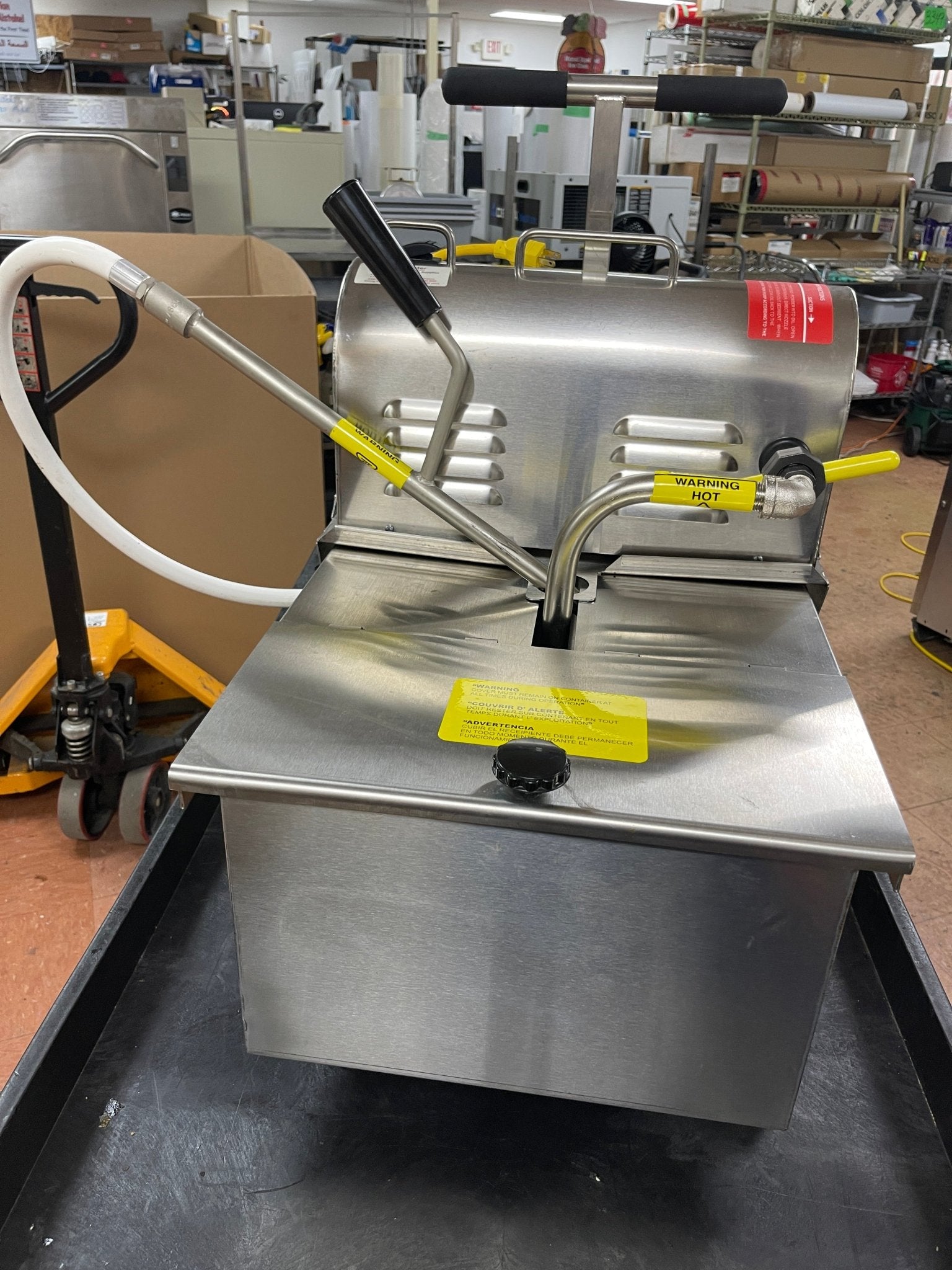 Used RF Hunter ECCO ONE 65lb Capacity Fryer Oil Filter System 120V - Falcon Restaurant Supply - 3