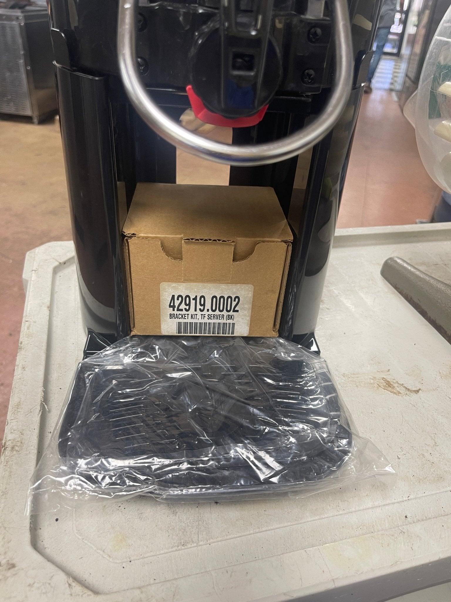 New Bunn 39500.0207 1 Gallon TF Insulated Coffee Server Dispenser - Falcon Restaurant Supply - 2