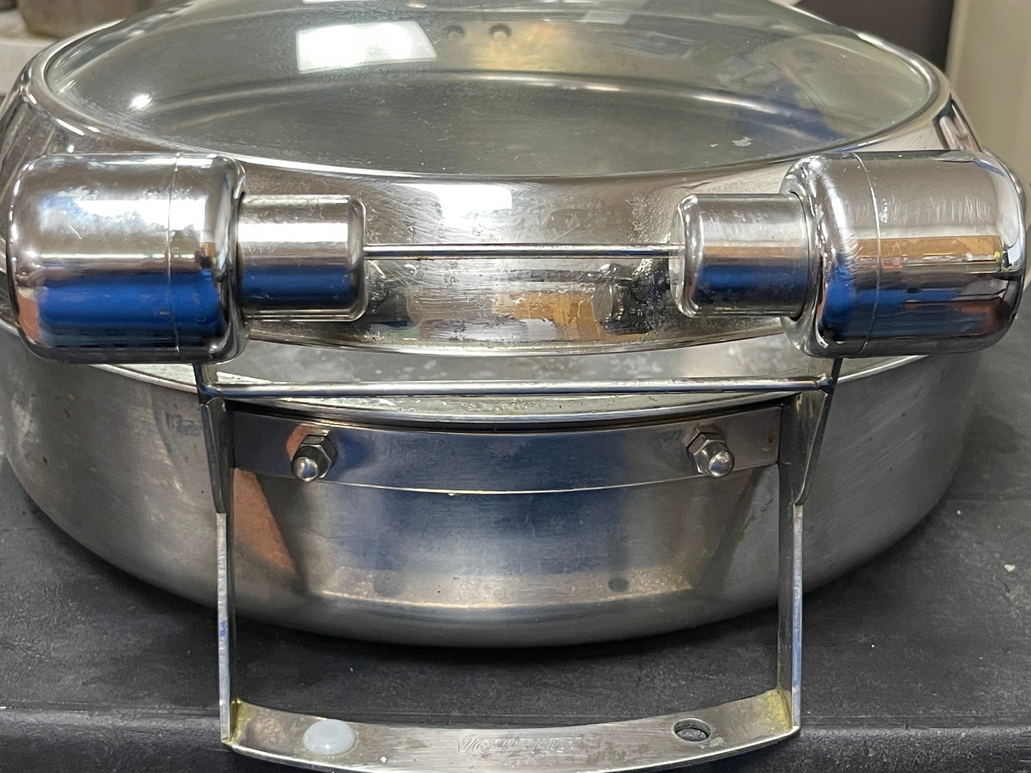 Used Vollrath 46125 6qt Intrigue Glass Top Stainless Steel Round Induction Chafer Pan