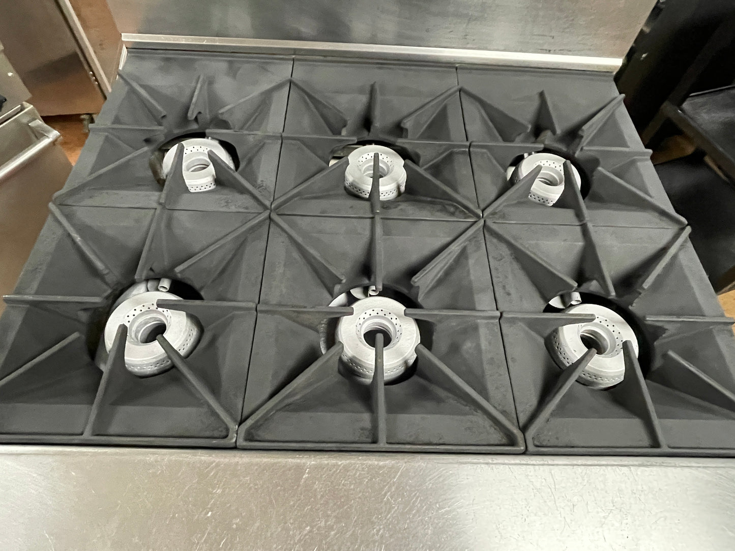 Used Vulcan 36S-6BN 6 Burner Gas Range with Standard Oven 215,000 BTU